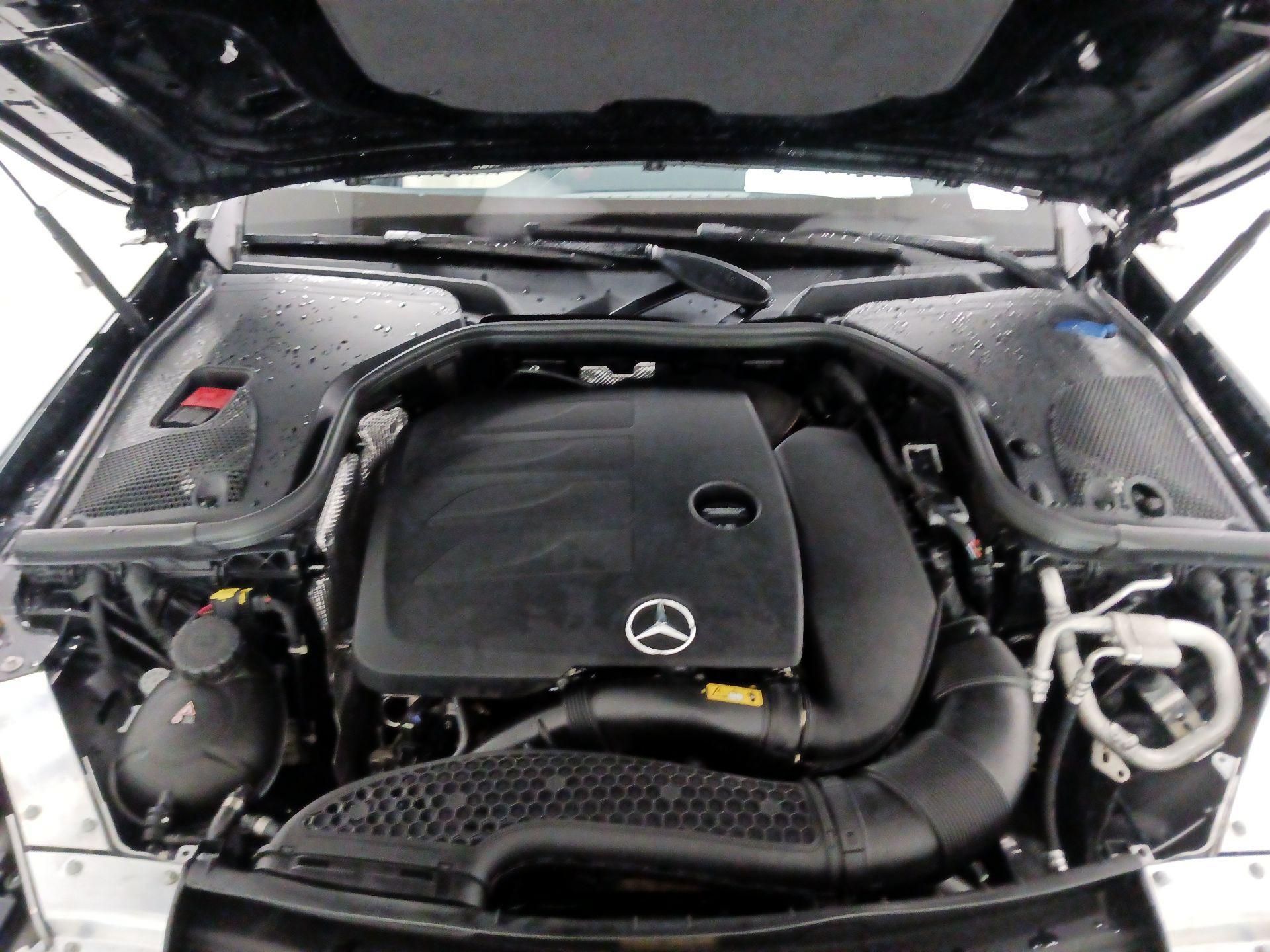 Thumbnail: 2020 Mercedes-Benz E-Class - 17
