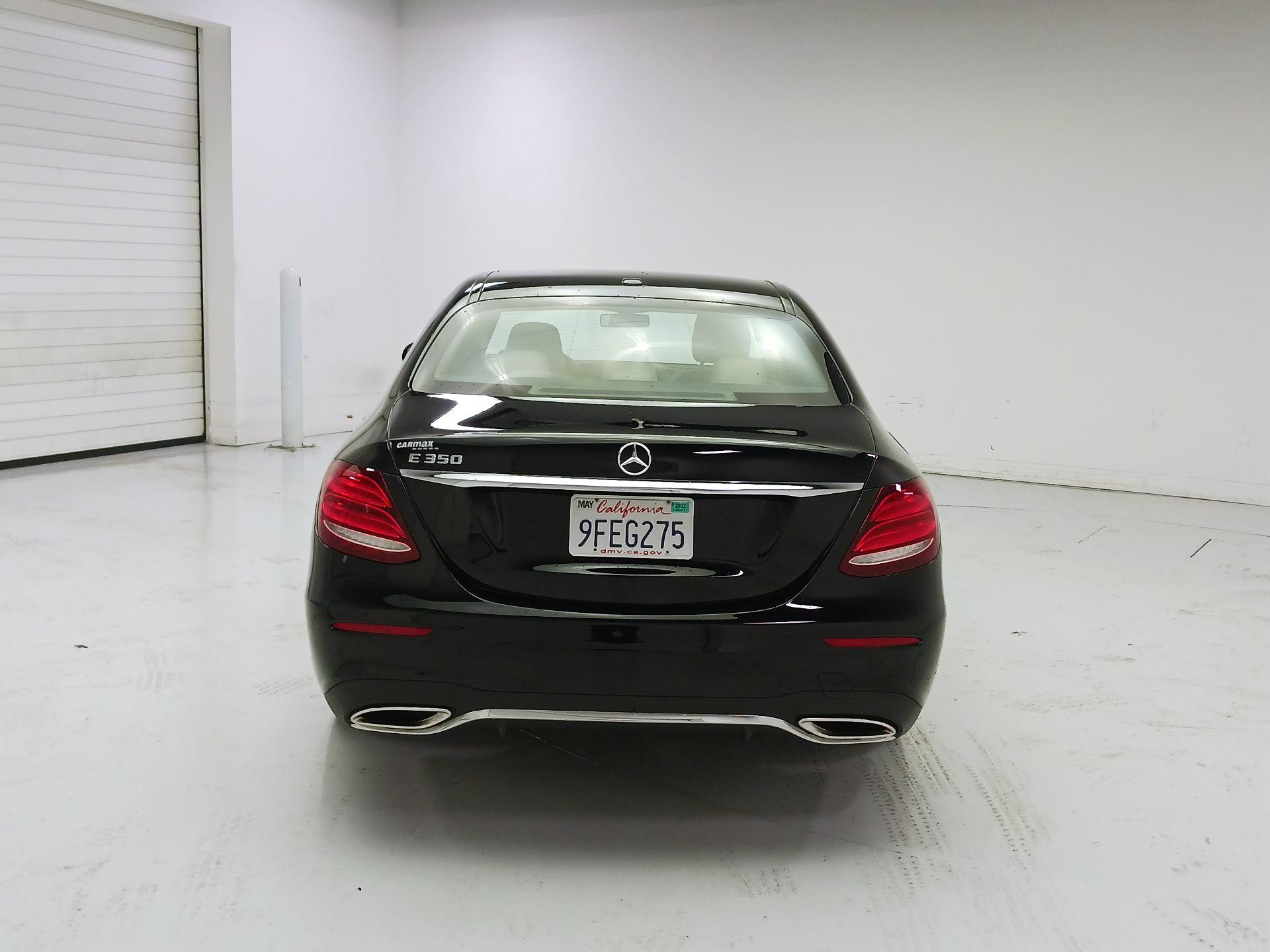 Thumbnail: 2020 Mercedes-Benz E-Class - 6