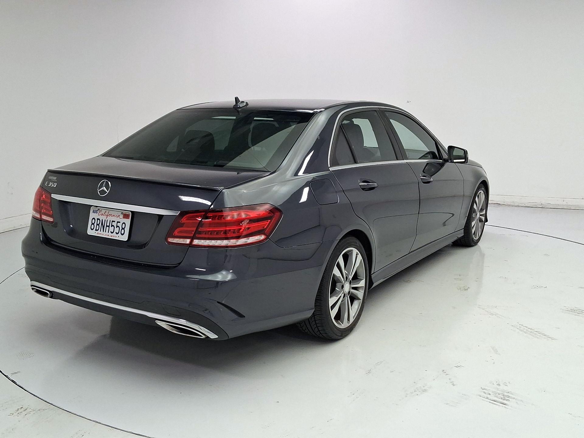 Thumbnail: 2016 Mercedes-Benz E-Class - 5