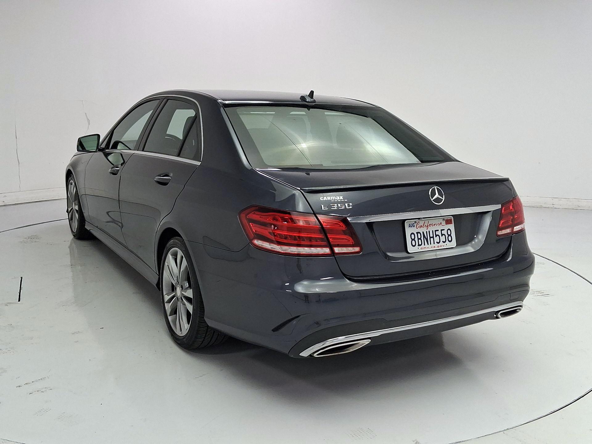 Thumbnail: 2016 Mercedes-Benz E-Class - 7