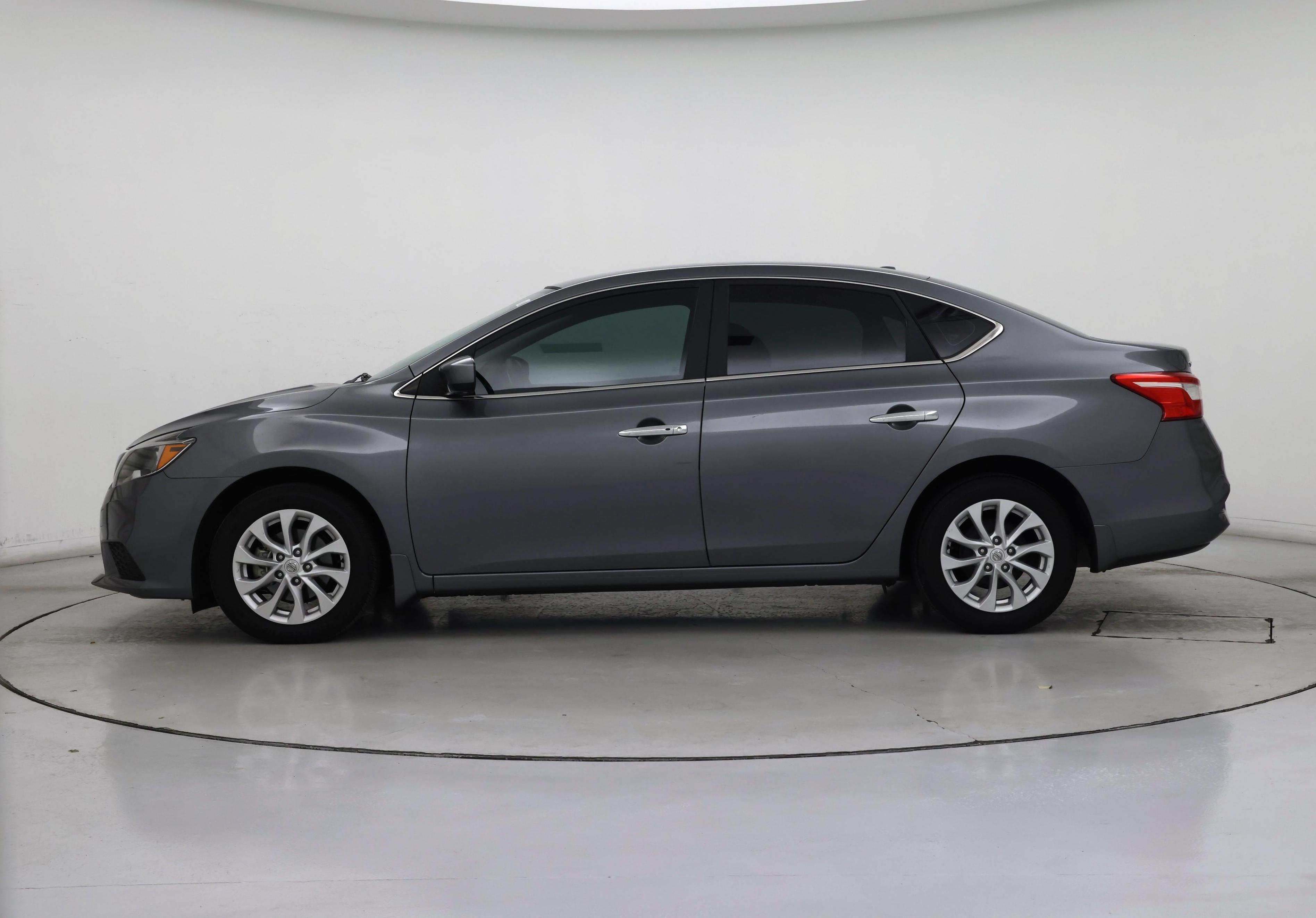 Thumbnail: 2019 Nissan Sentra - 3