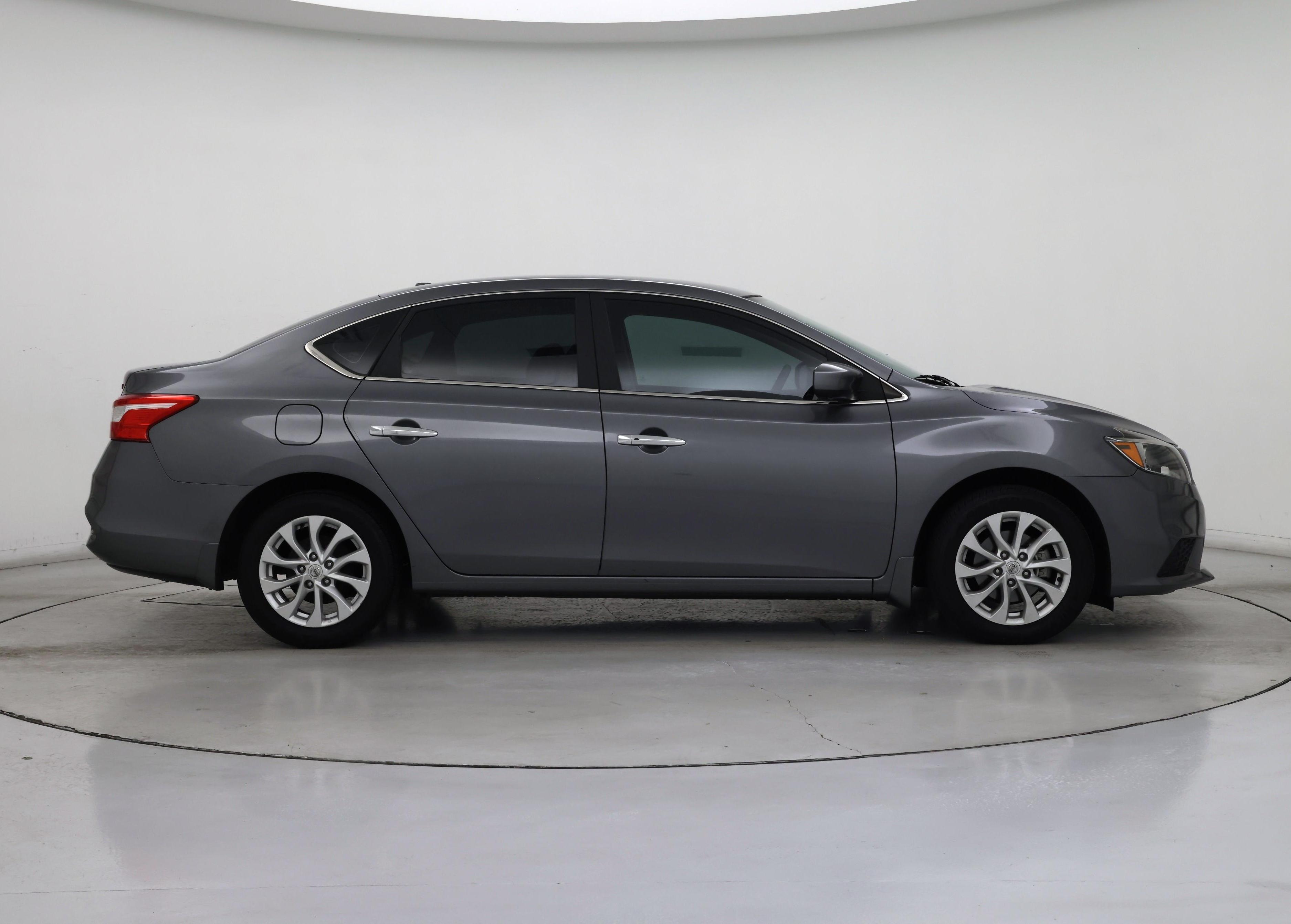 Thumbnail: 2019 Nissan Sentra - 7