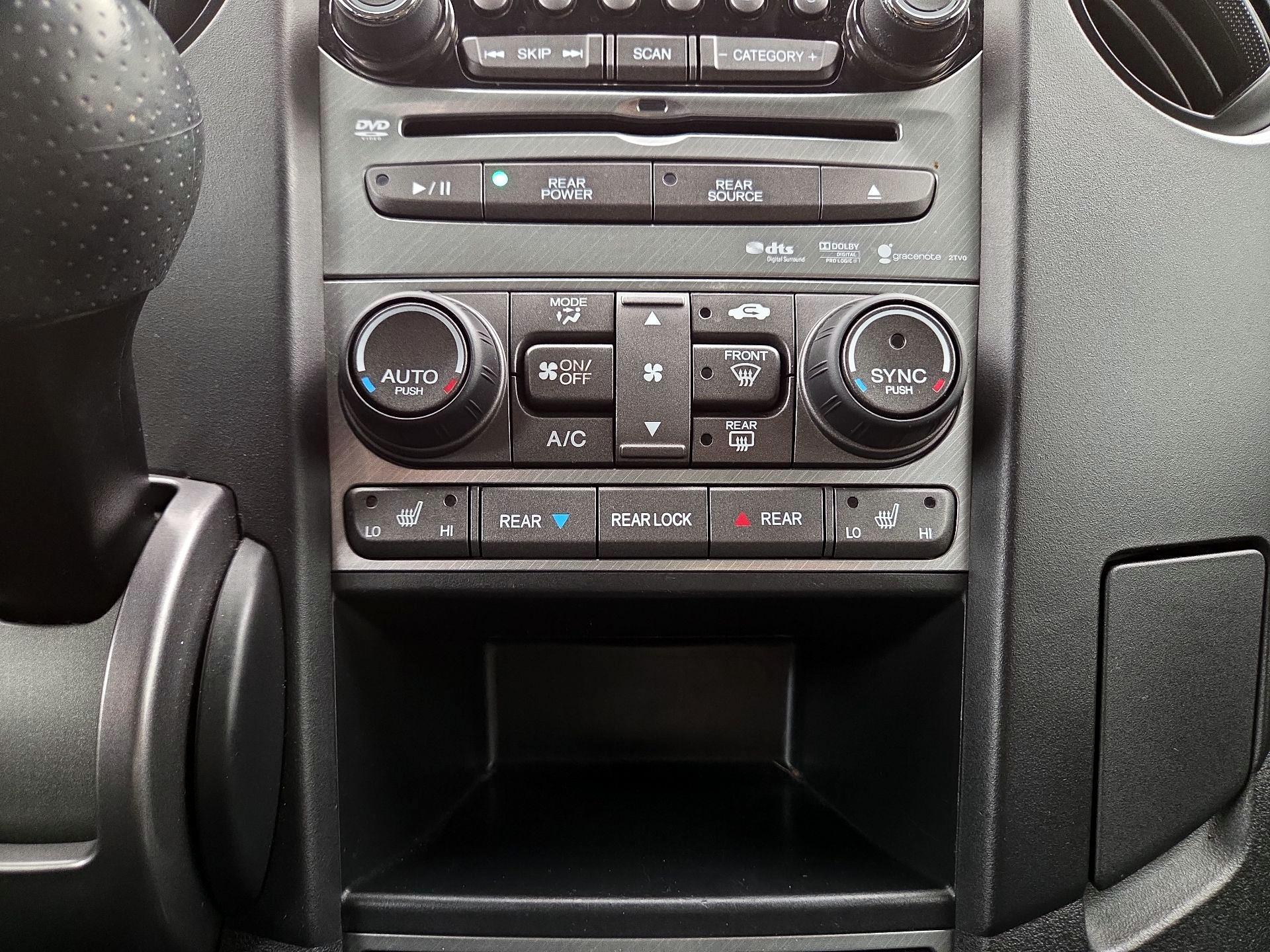 Thumbnail: 2014 Honda Pilot - 16