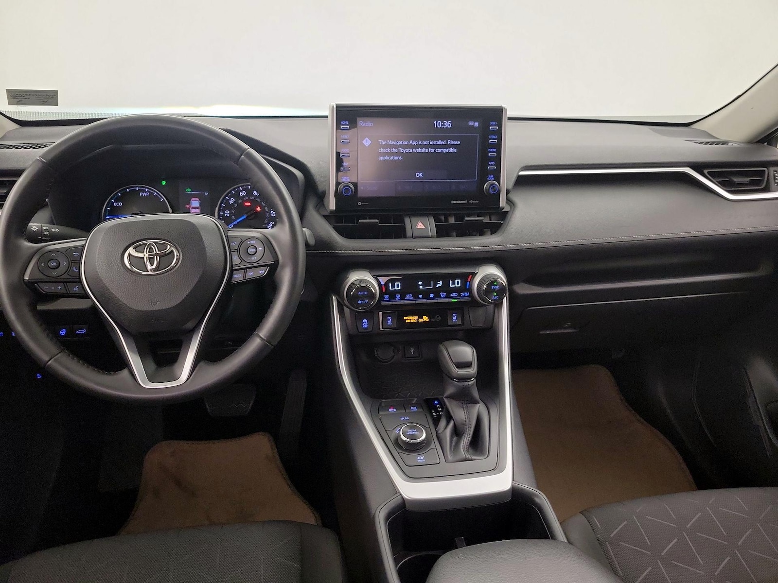 2022 Toyota RAV4 XLE - Photo 10