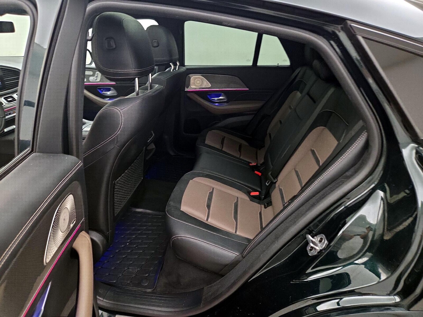 Rear Air Conditioning