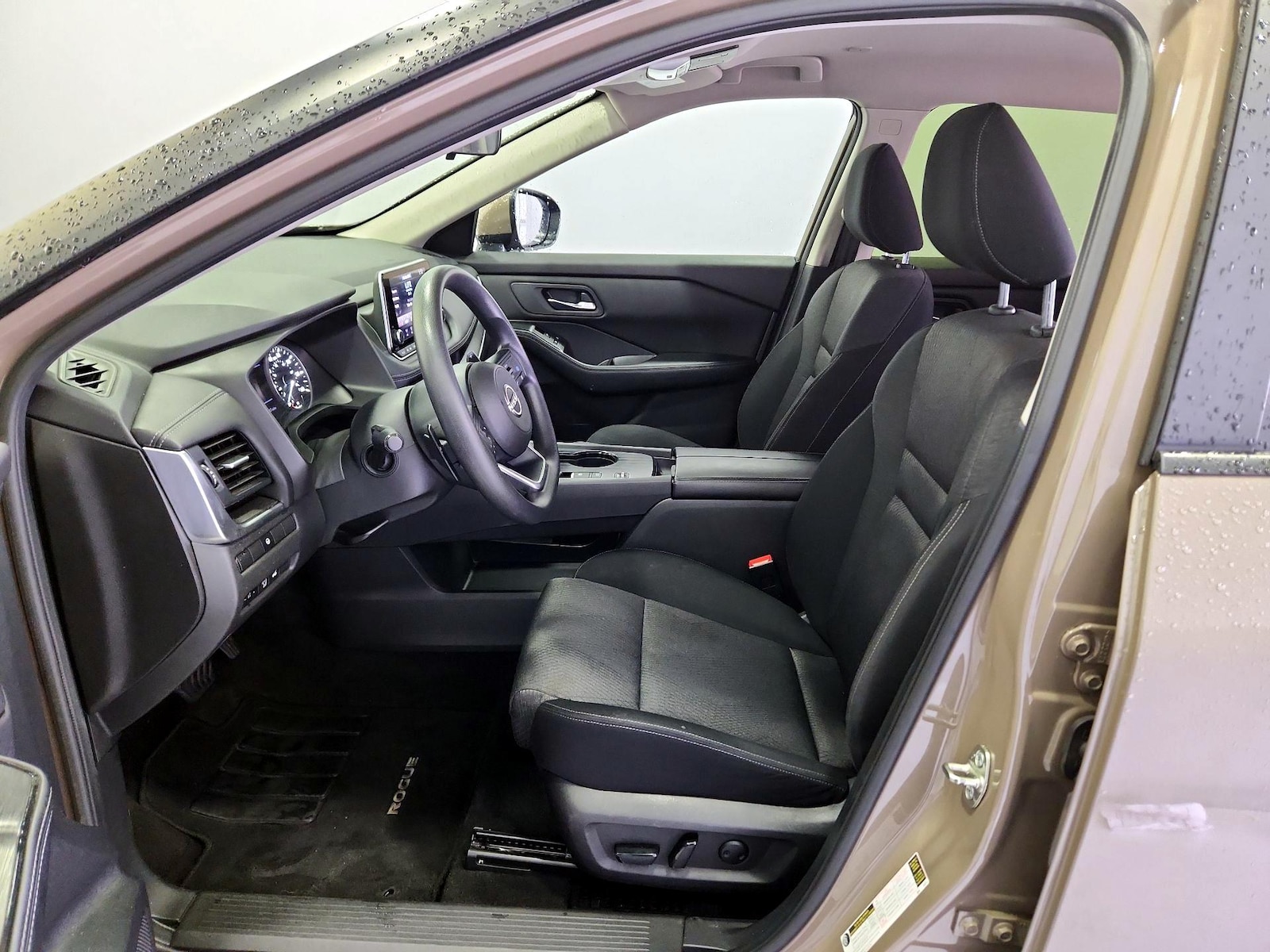 Power Seat(s) & Side Airbags