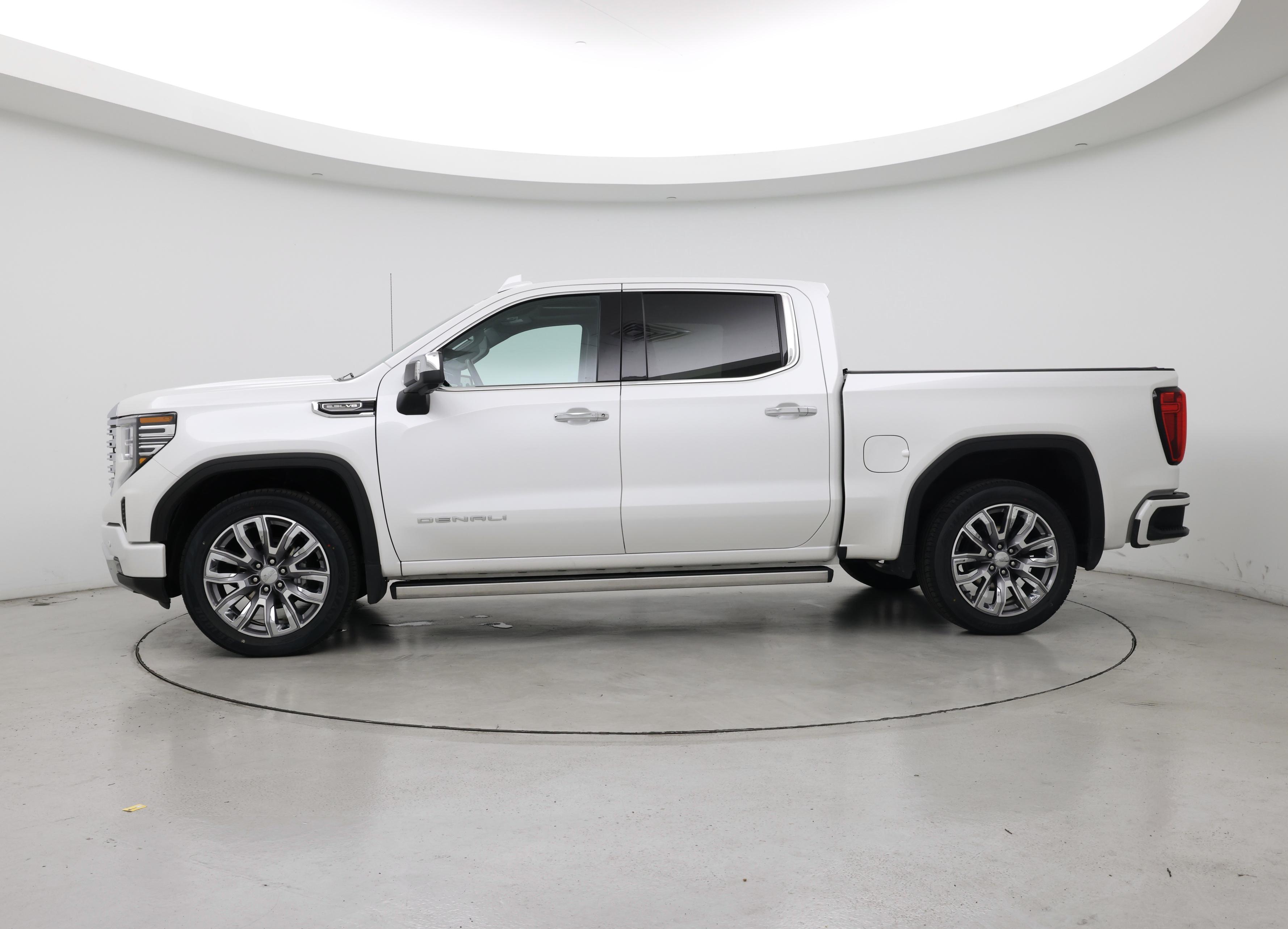 Thumbnail: 2023 GMC Sierra 1500 - 3