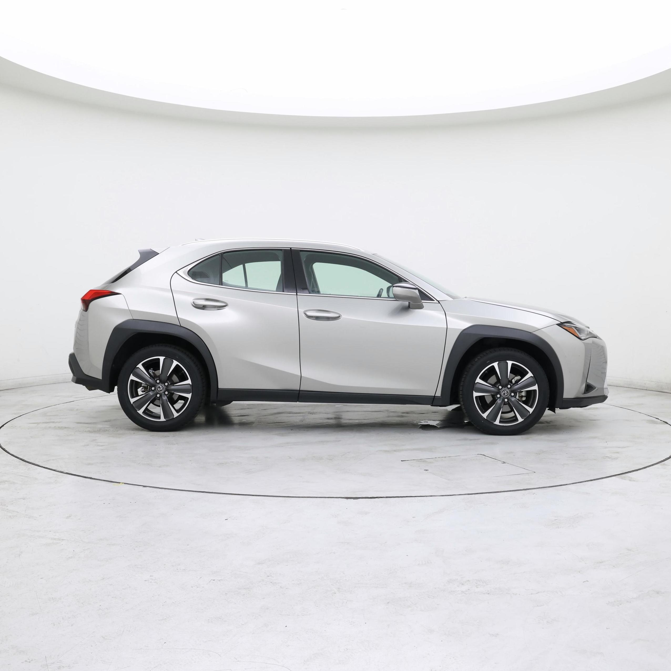 Thumbnail: 2019 Lexus UX - 7