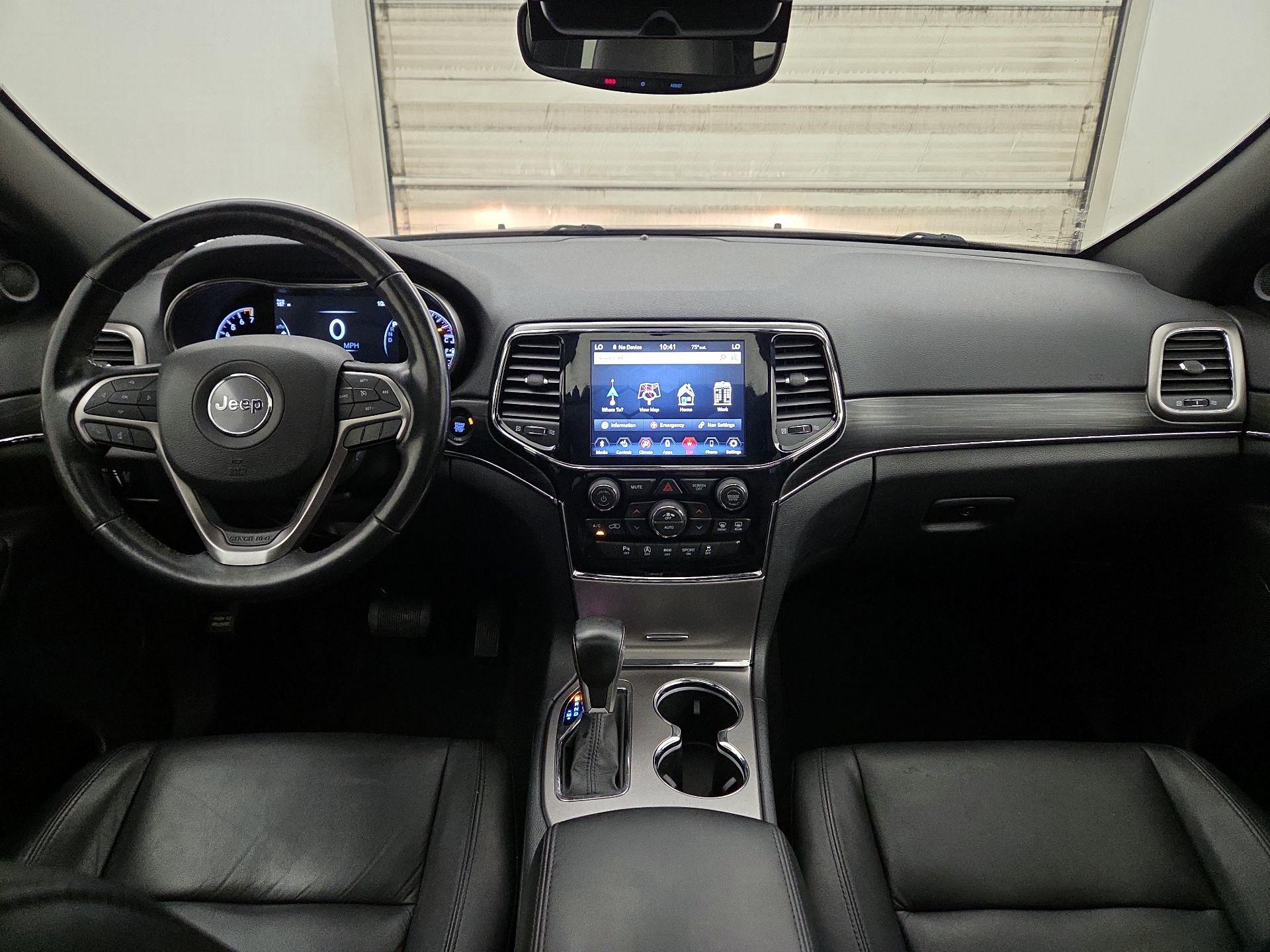 Thumbnail: 2020 Jeep Grand Cherokee - 9