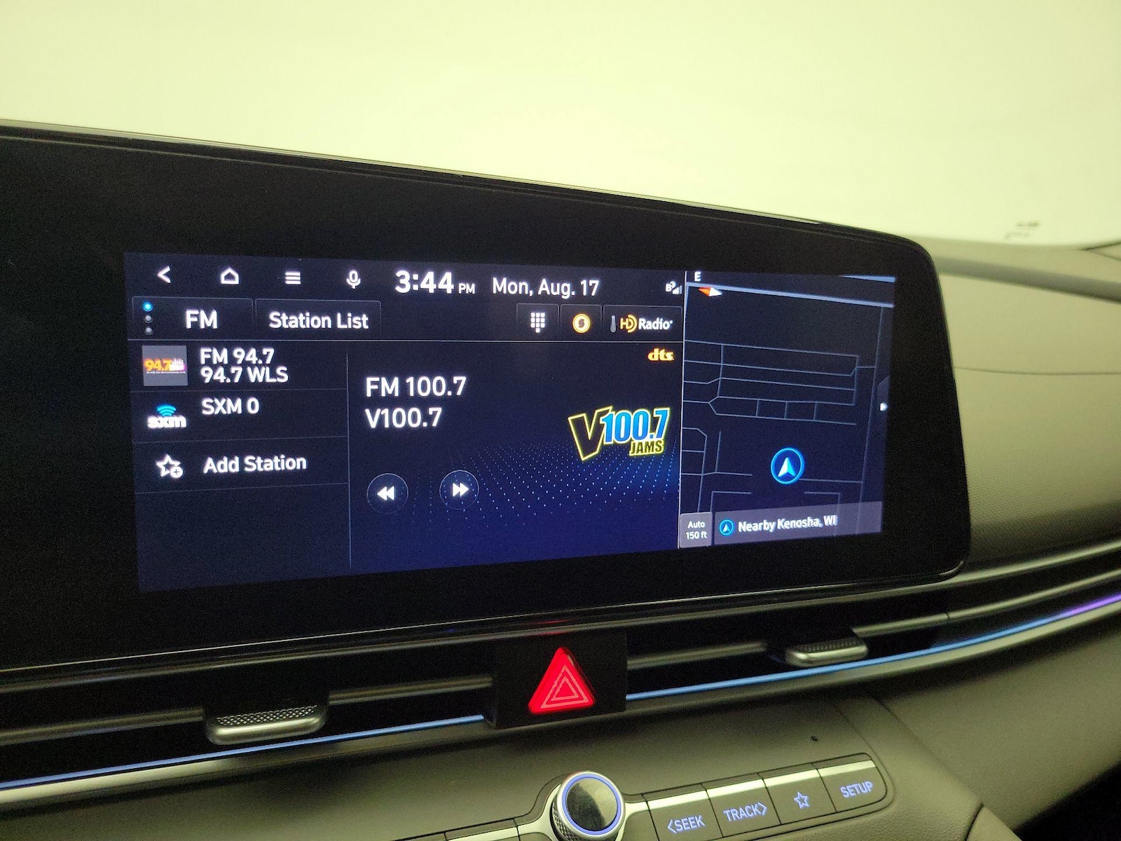 2024 Hyundai Elantra SEL - Photo 17