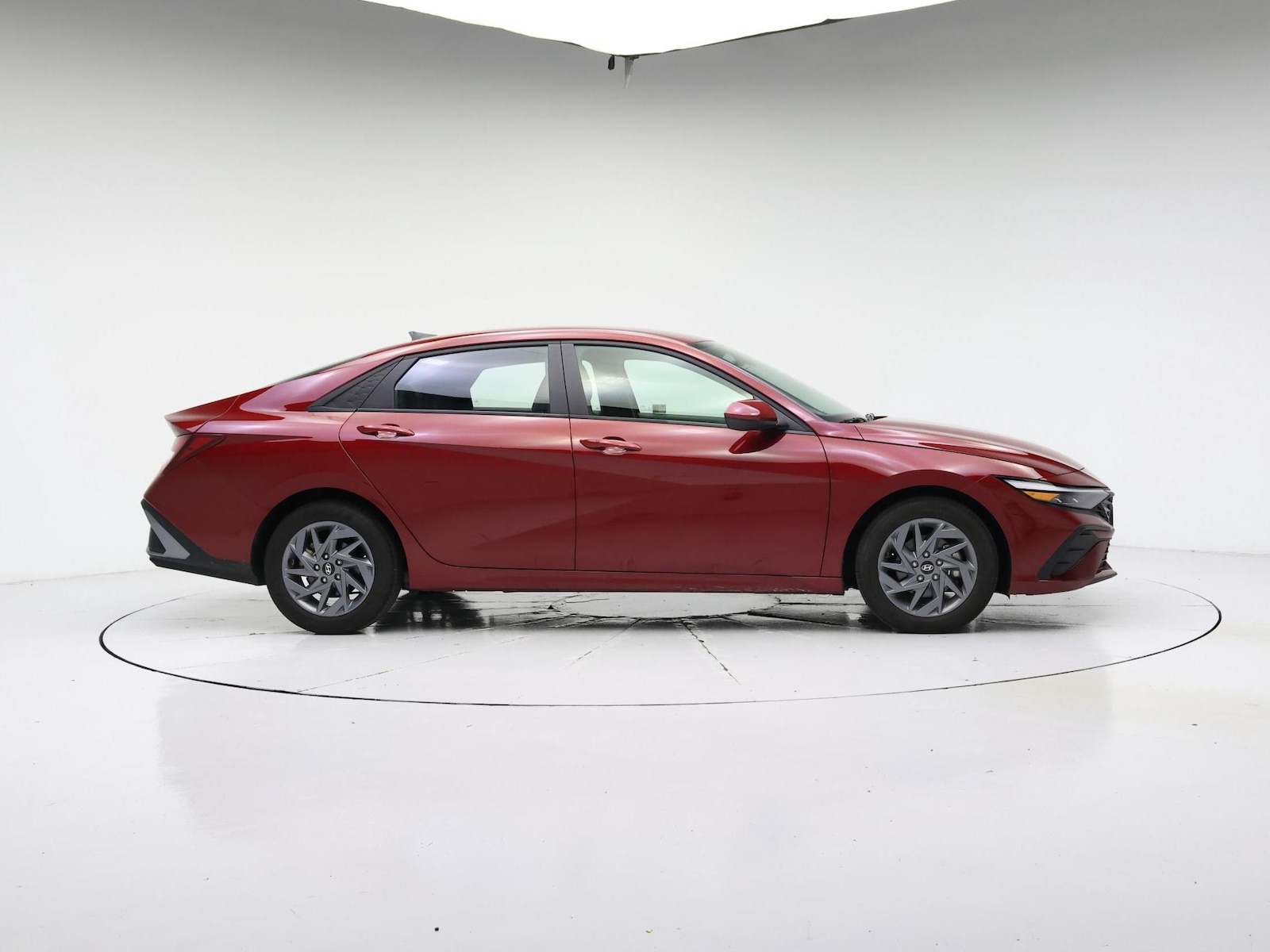 2024 Hyundai Elantra SEL - Photo 8
