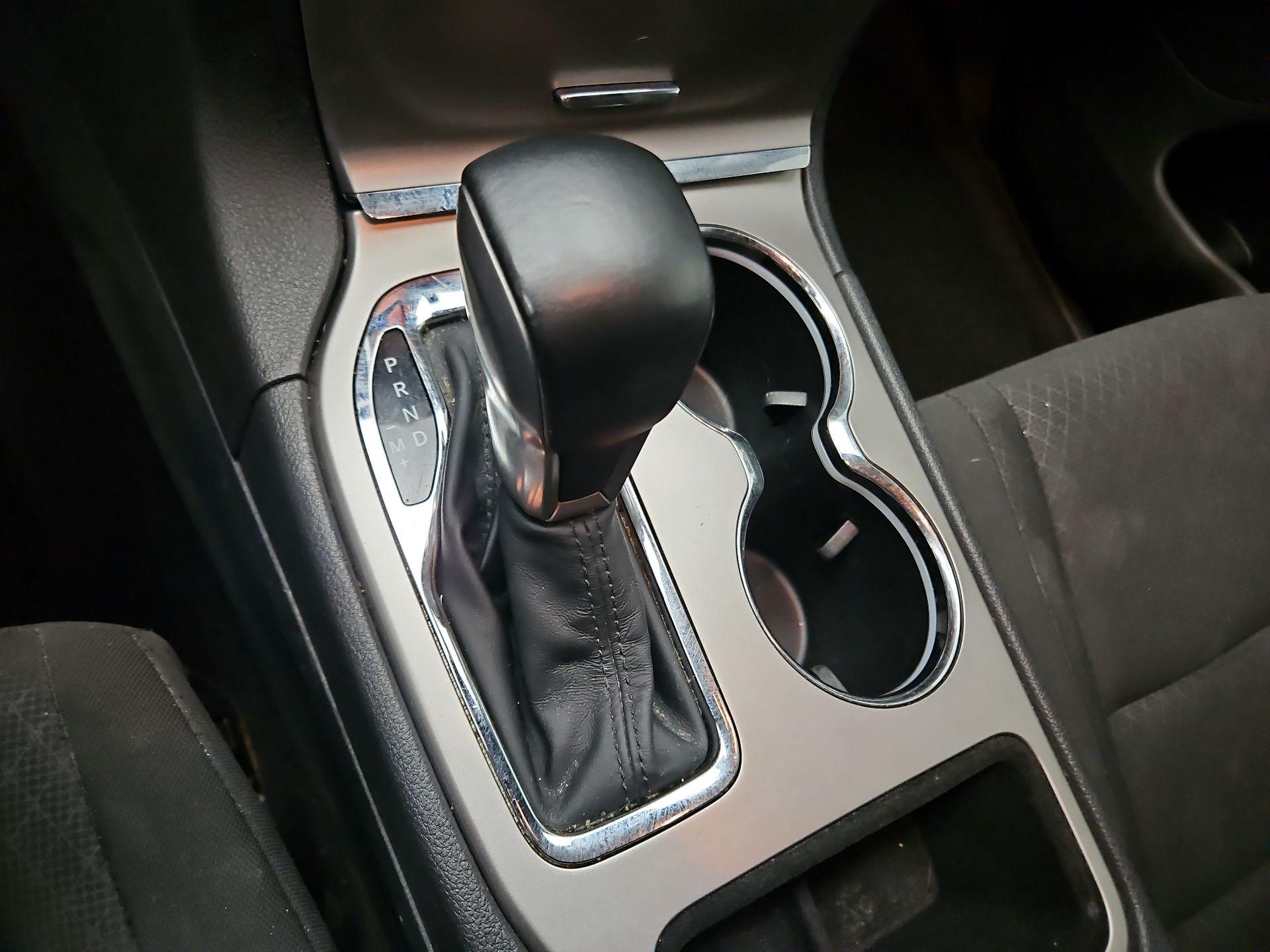 Thumbnail: 2018 Jeep Grand Cherokee - 17