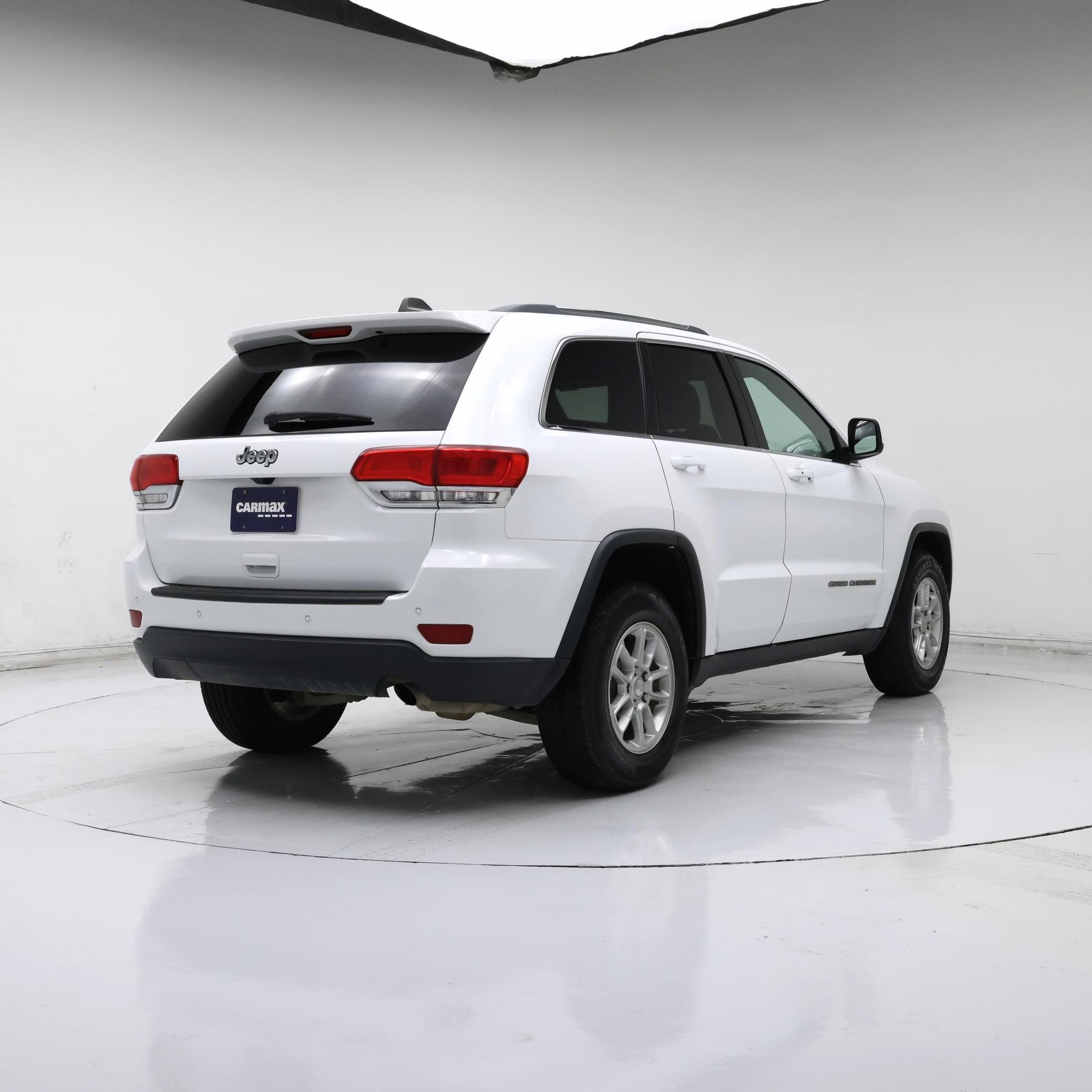 Thumbnail: 2018 Jeep Grand Cherokee - 8