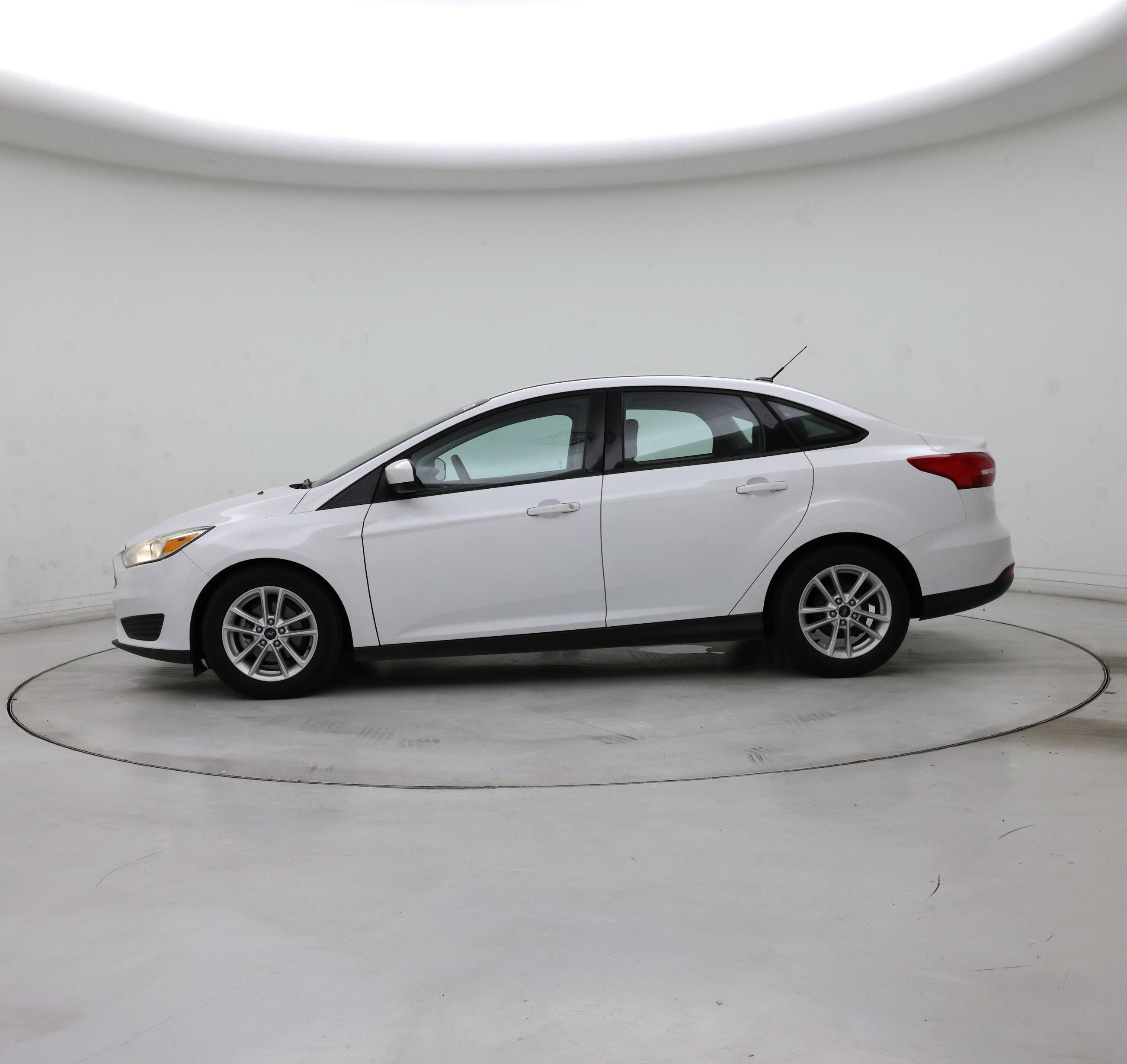 Thumbnail: 2018 Ford Focus - 3