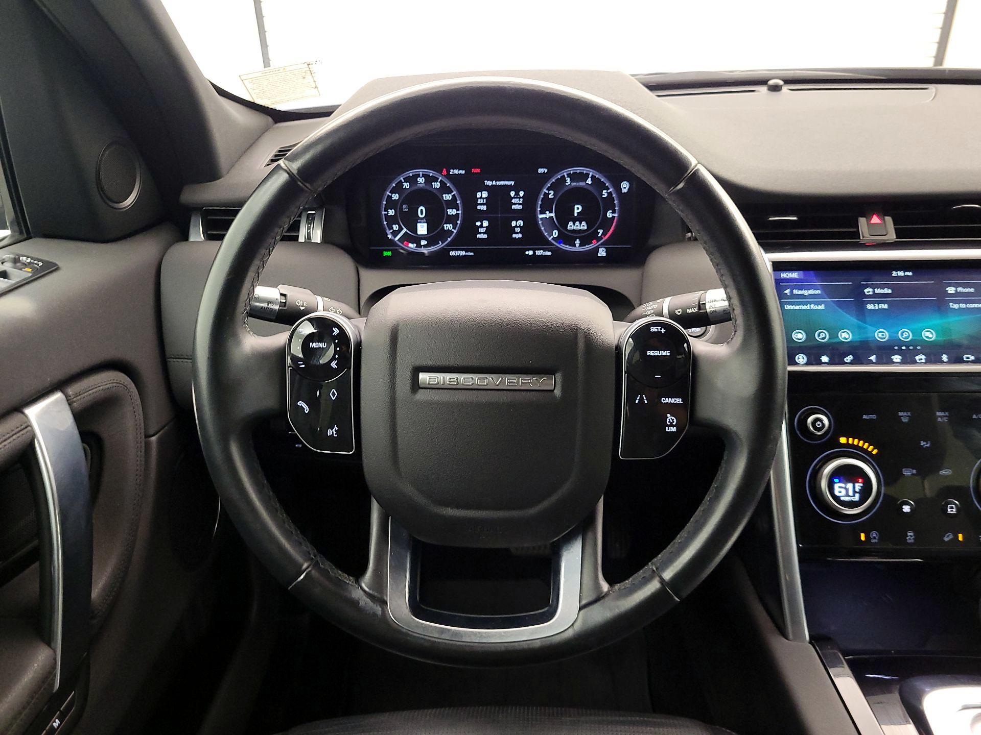 Thumbnail: 2020 Land Rover Discovery Sport - 10
