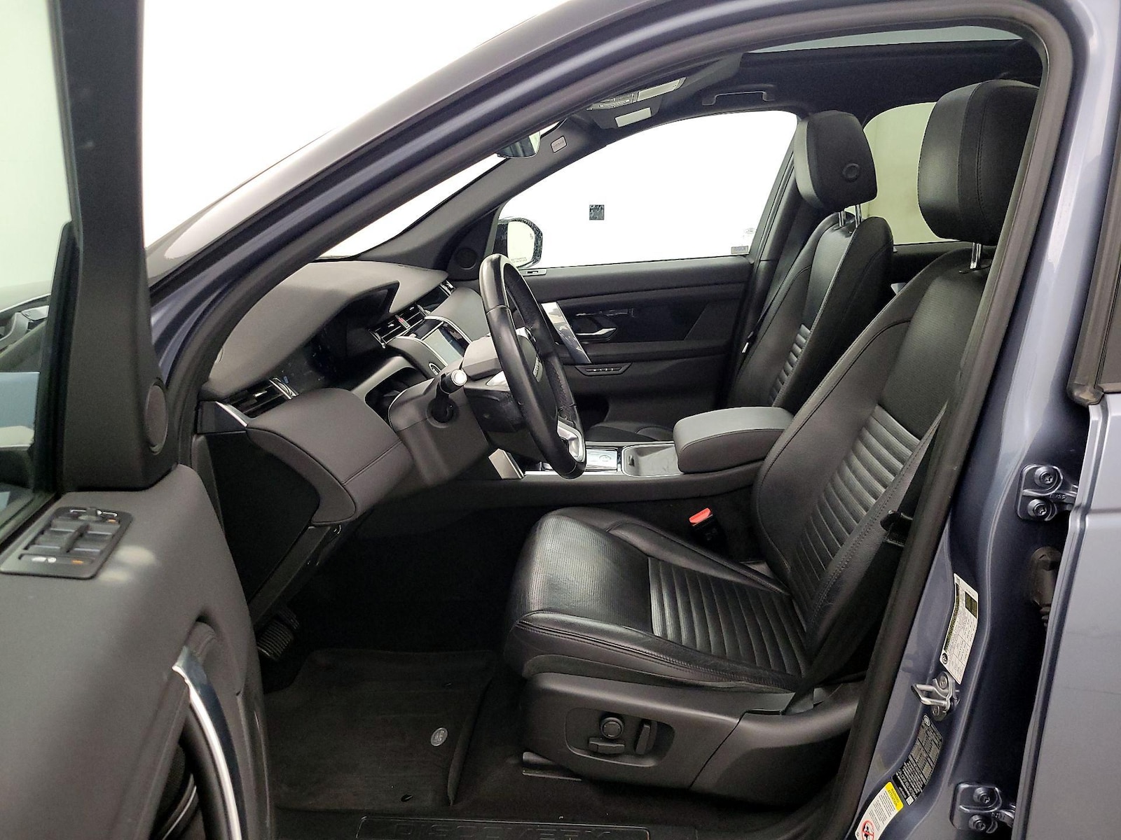 2020 Land Rover Discovery Sport SE - Photo 12