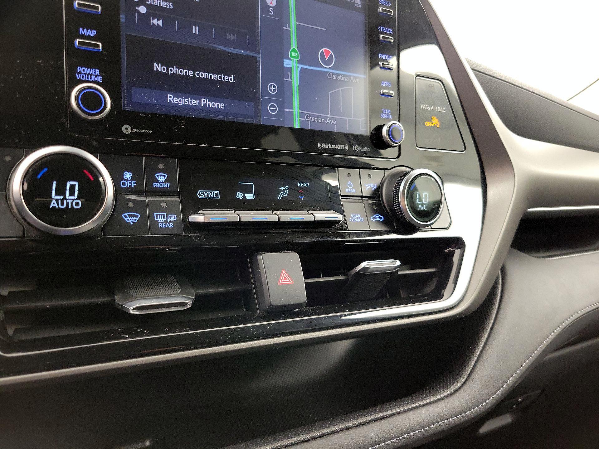 Thumbnail: 2020 Toyota Highlander - 17