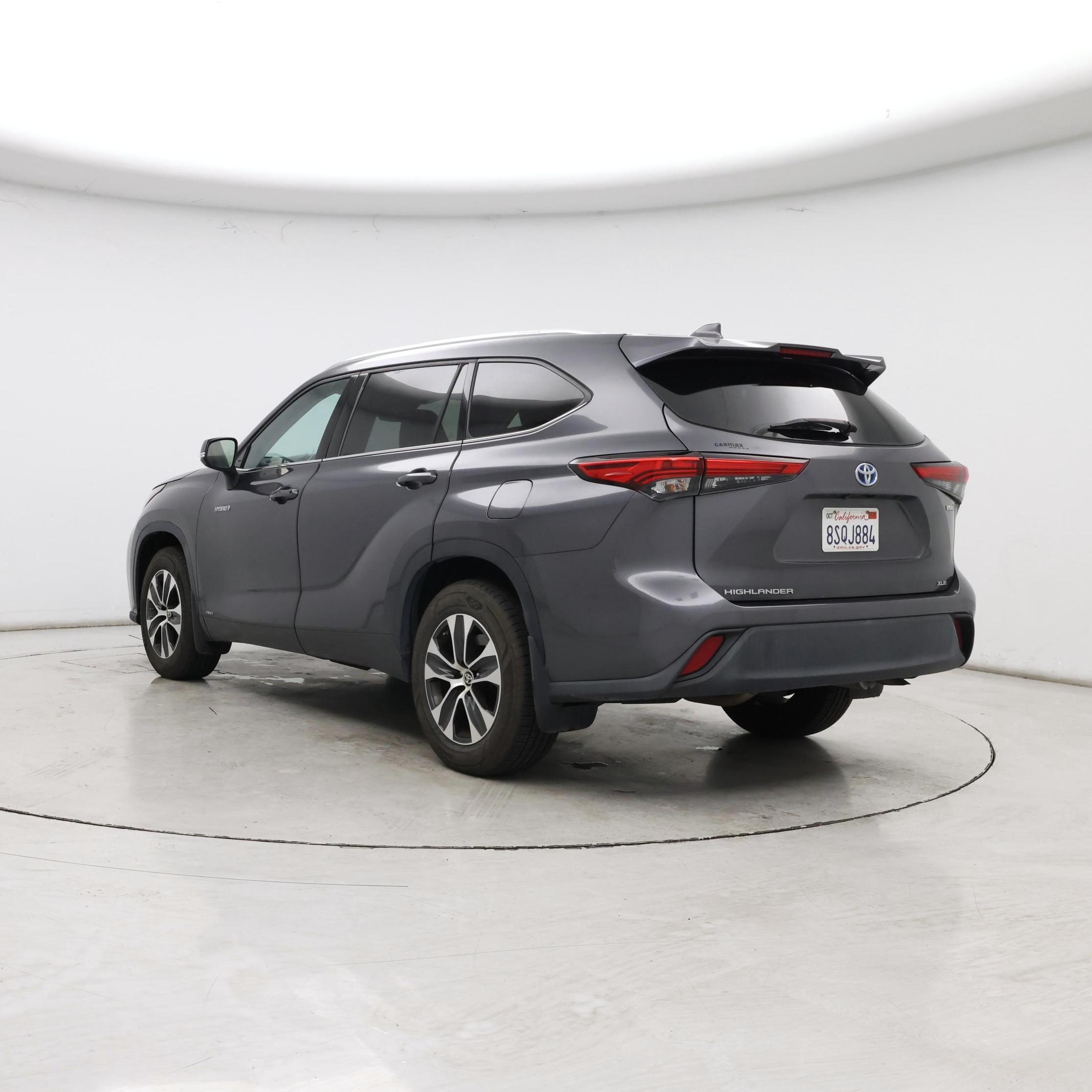 Thumbnail: 2020 Toyota Highlander - 2