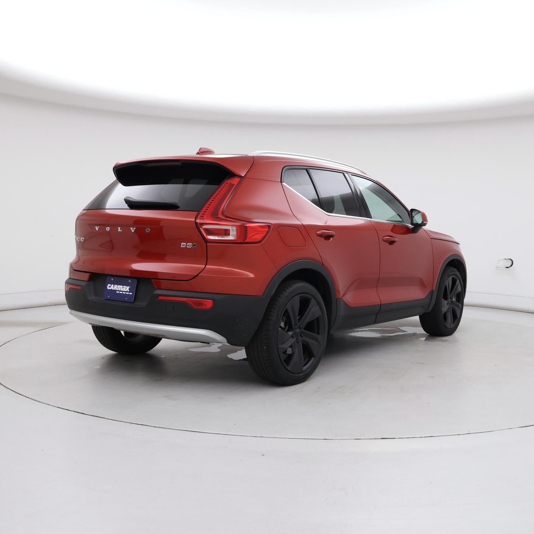 Thumbnail: 2025 Volvo XC40 - 8