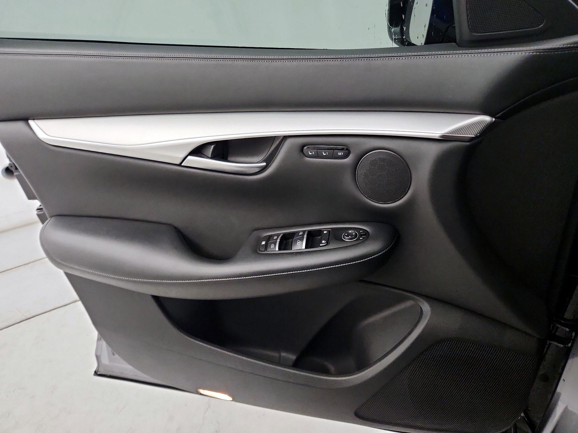 Thumbnail: 2021 INFINITI QX50 - 12