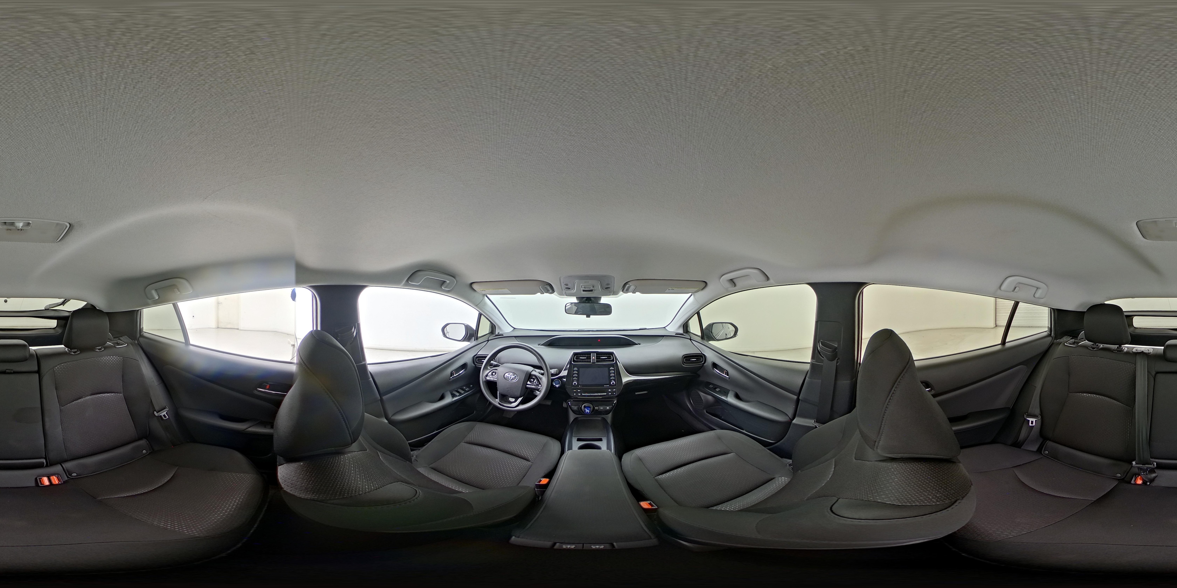 2022 Toyota Prius LE - Photo 24