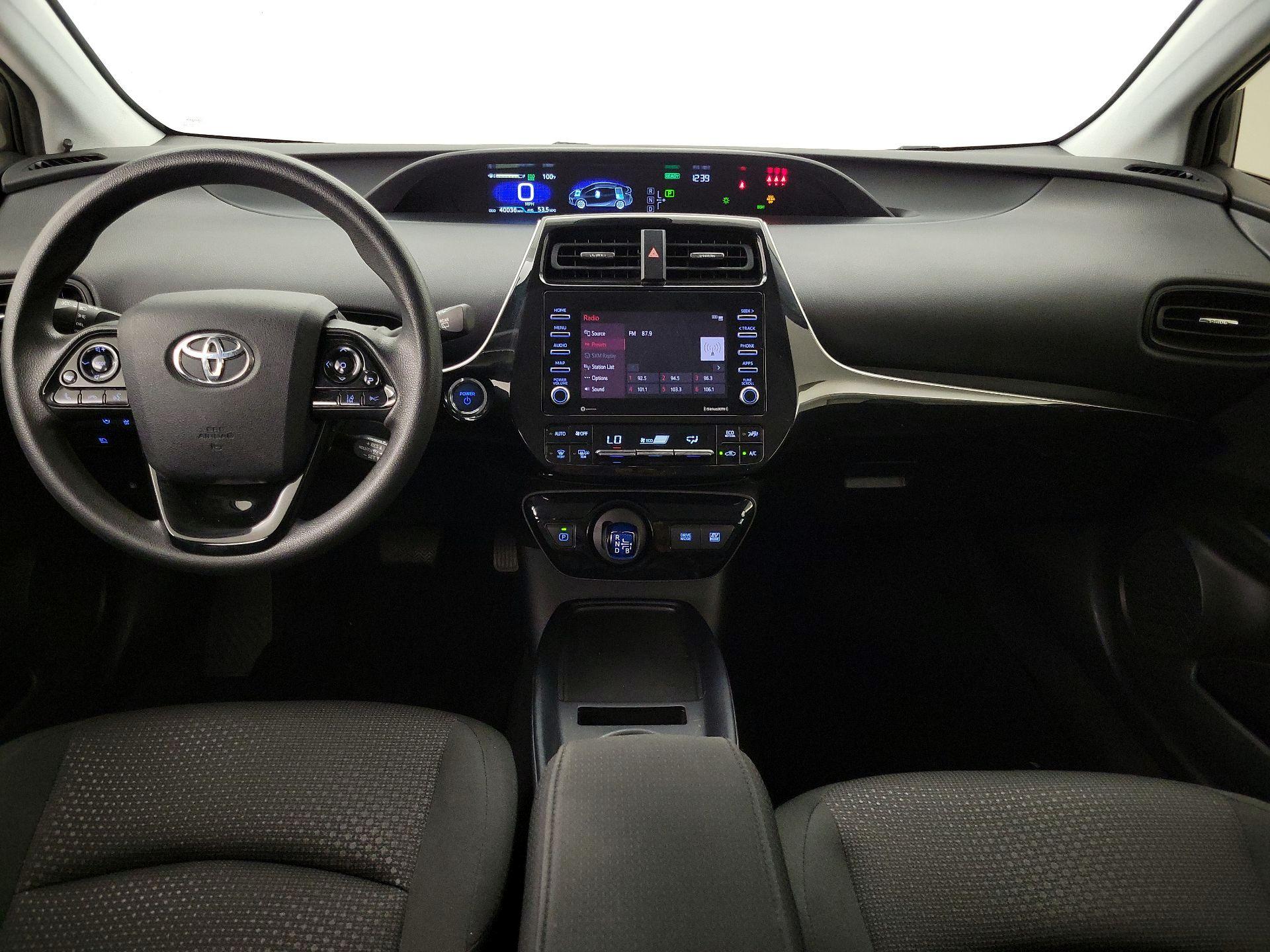 Thumbnail: 2022 Toyota Prius - 9