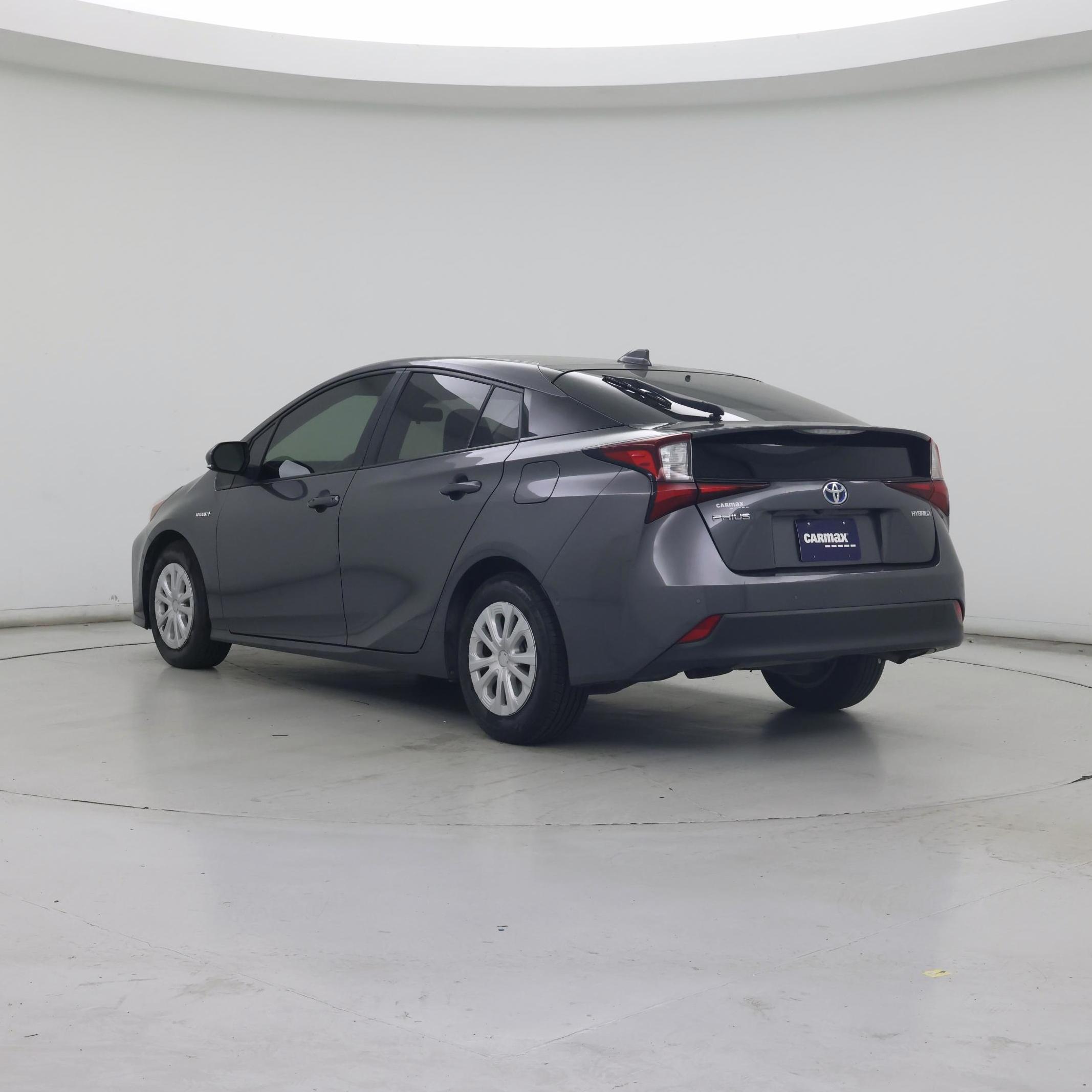 Thumbnail: 2022 Toyota Prius - 2