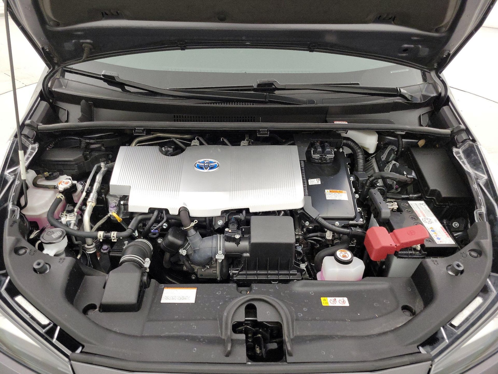2022 Toyota Prius LE - Photo 21