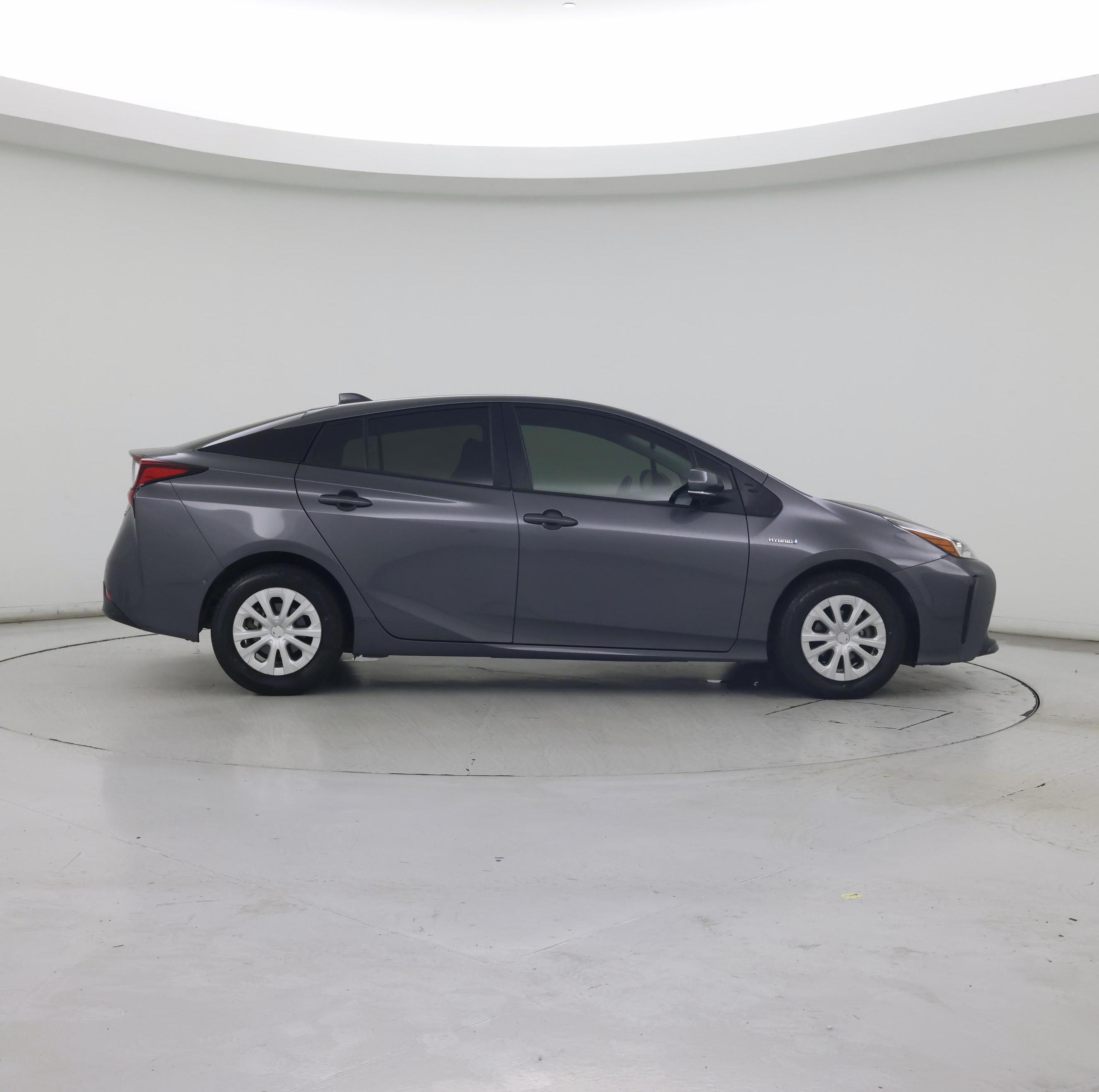 Thumbnail: 2022 Toyota Prius - 7