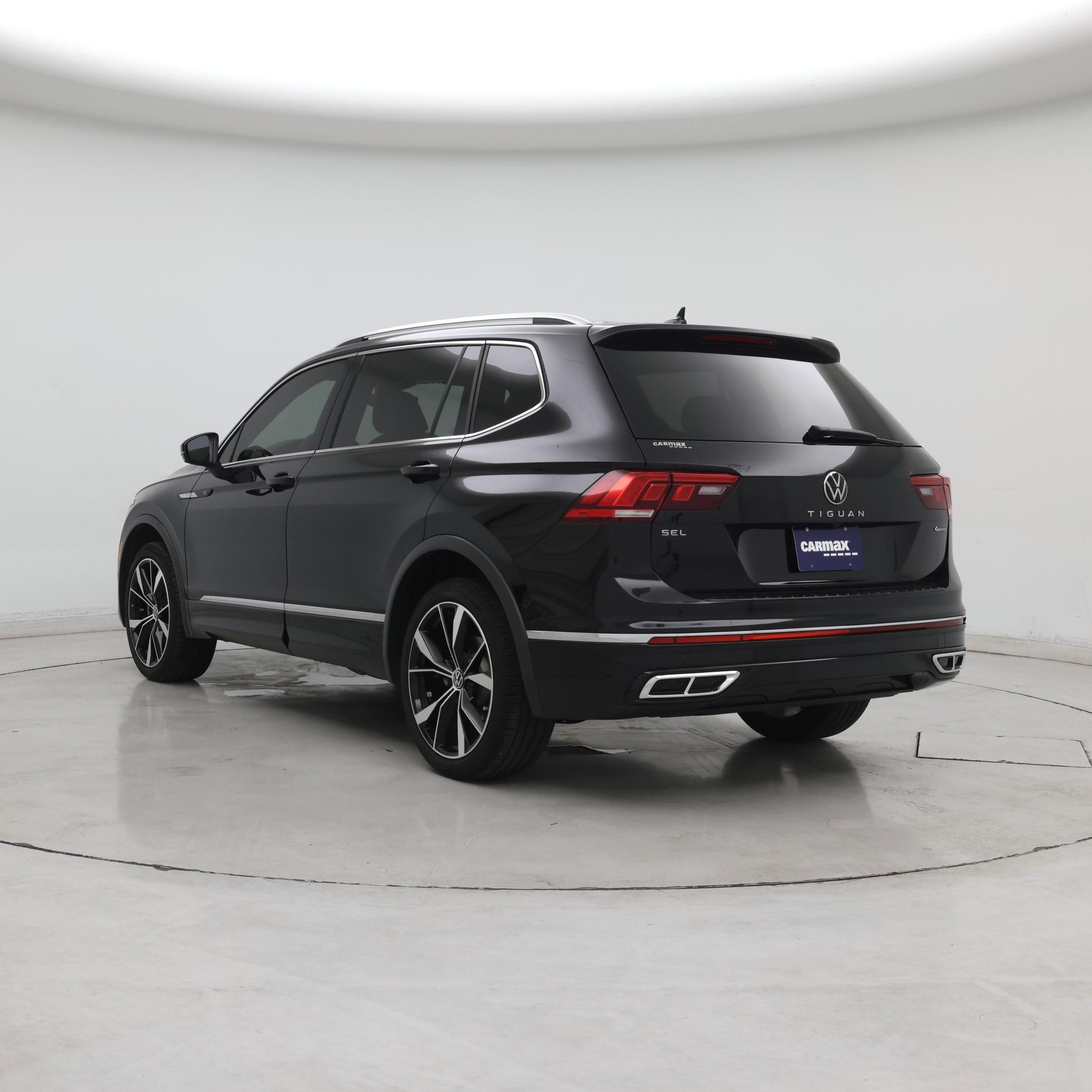 Thumbnail: 2023 Volkswagen Tiguan - 2