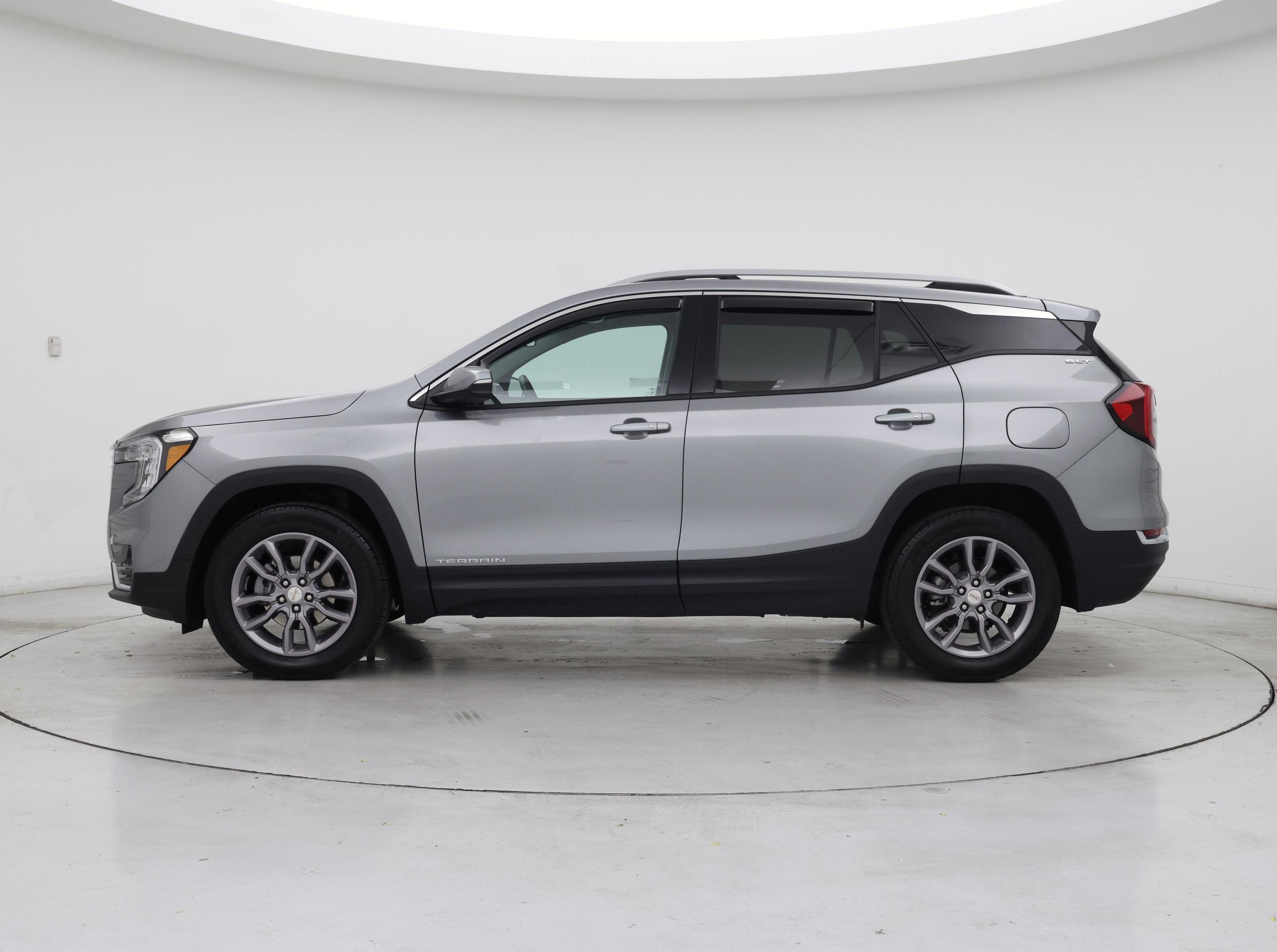 Thumbnail: 2024 GMC Terrain - 3