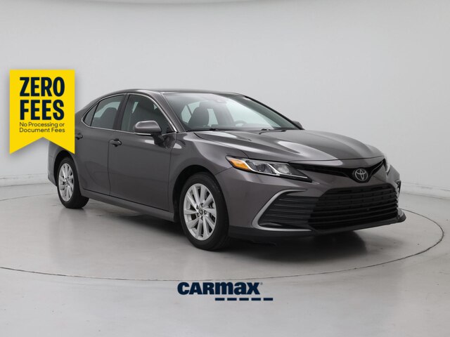 Gray 2024 Toyota Camry Sedan Front-Wheel Drive Automatic