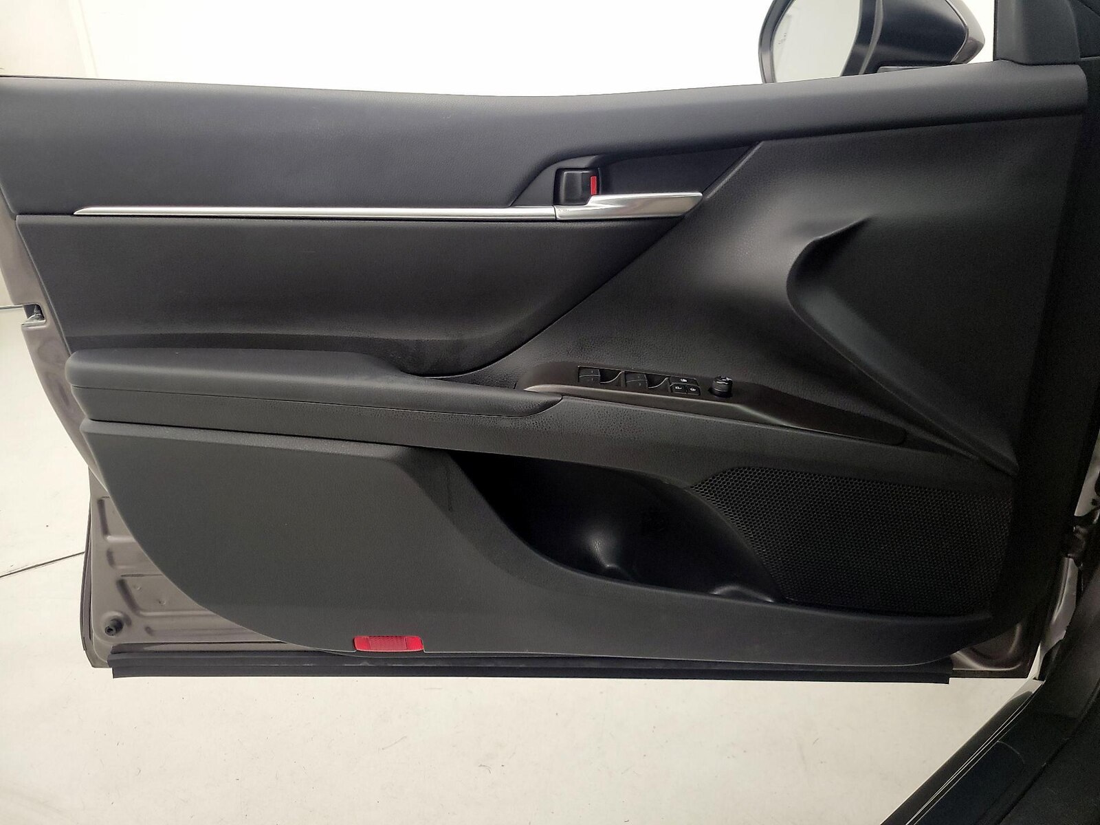 2024 Toyota Camry LE - Photo 13