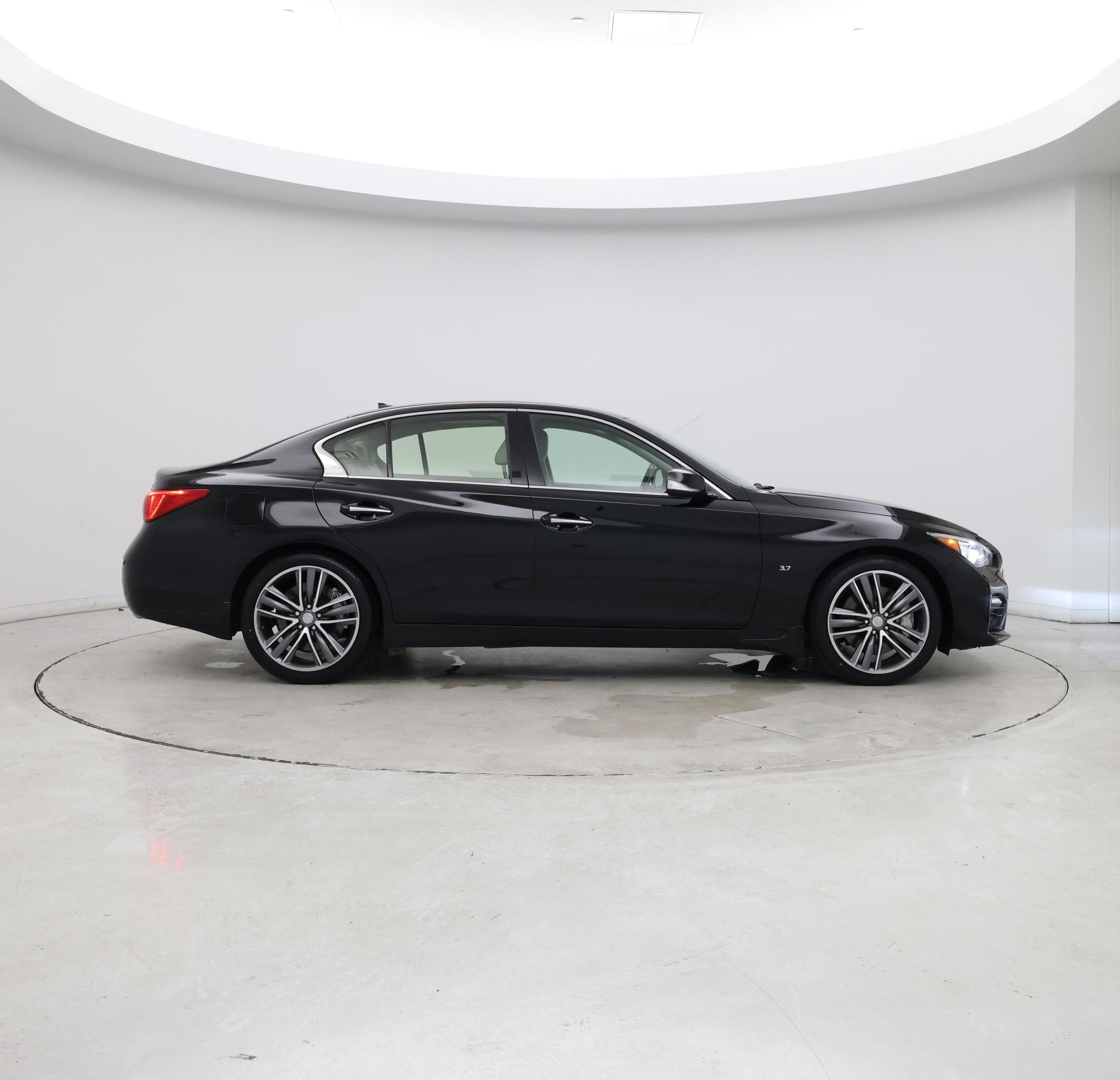 Thumbnail: 2015 INFINITI Q50 - 7