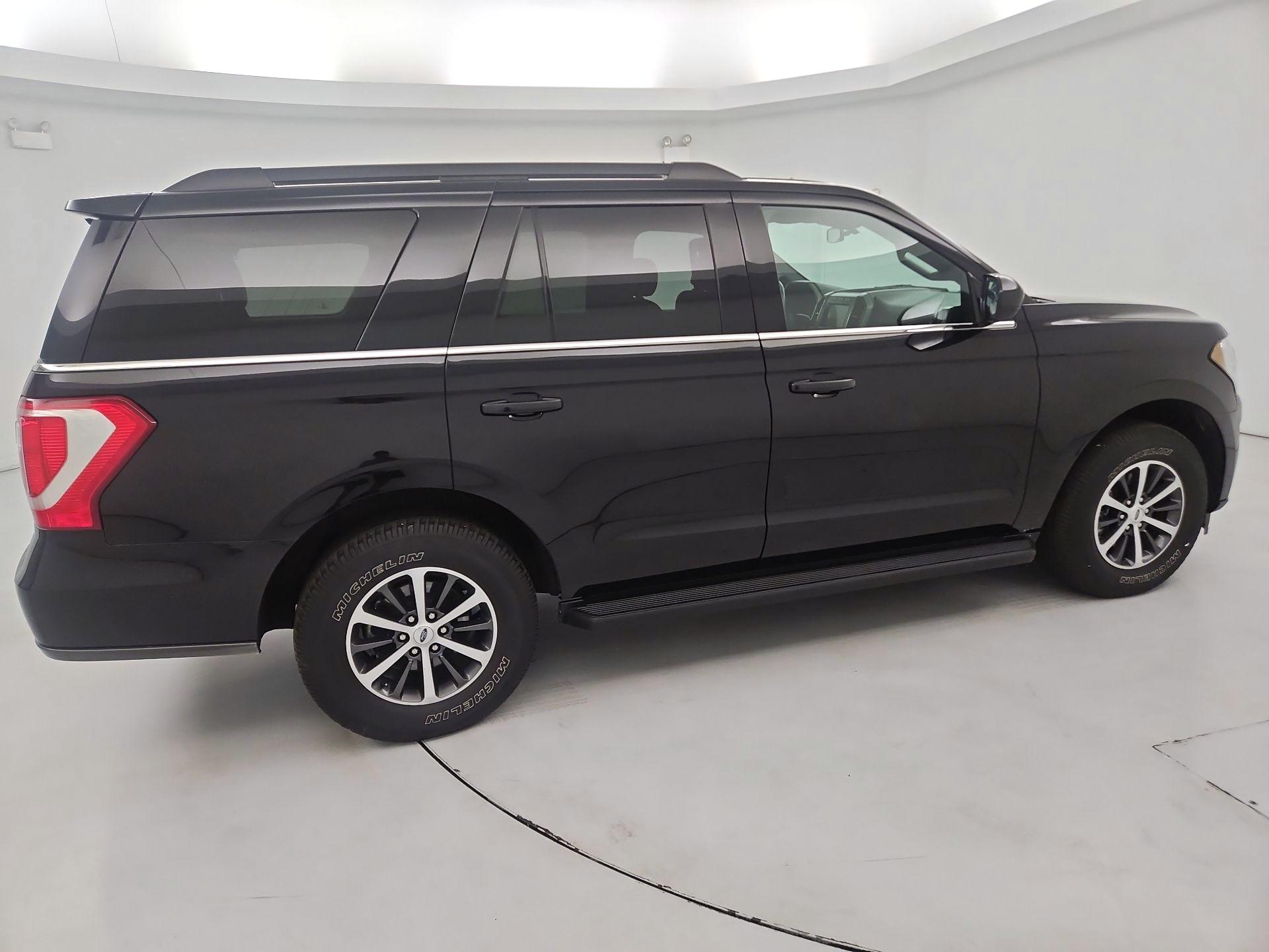 Thumbnail: 2020 Ford Expedition - 4