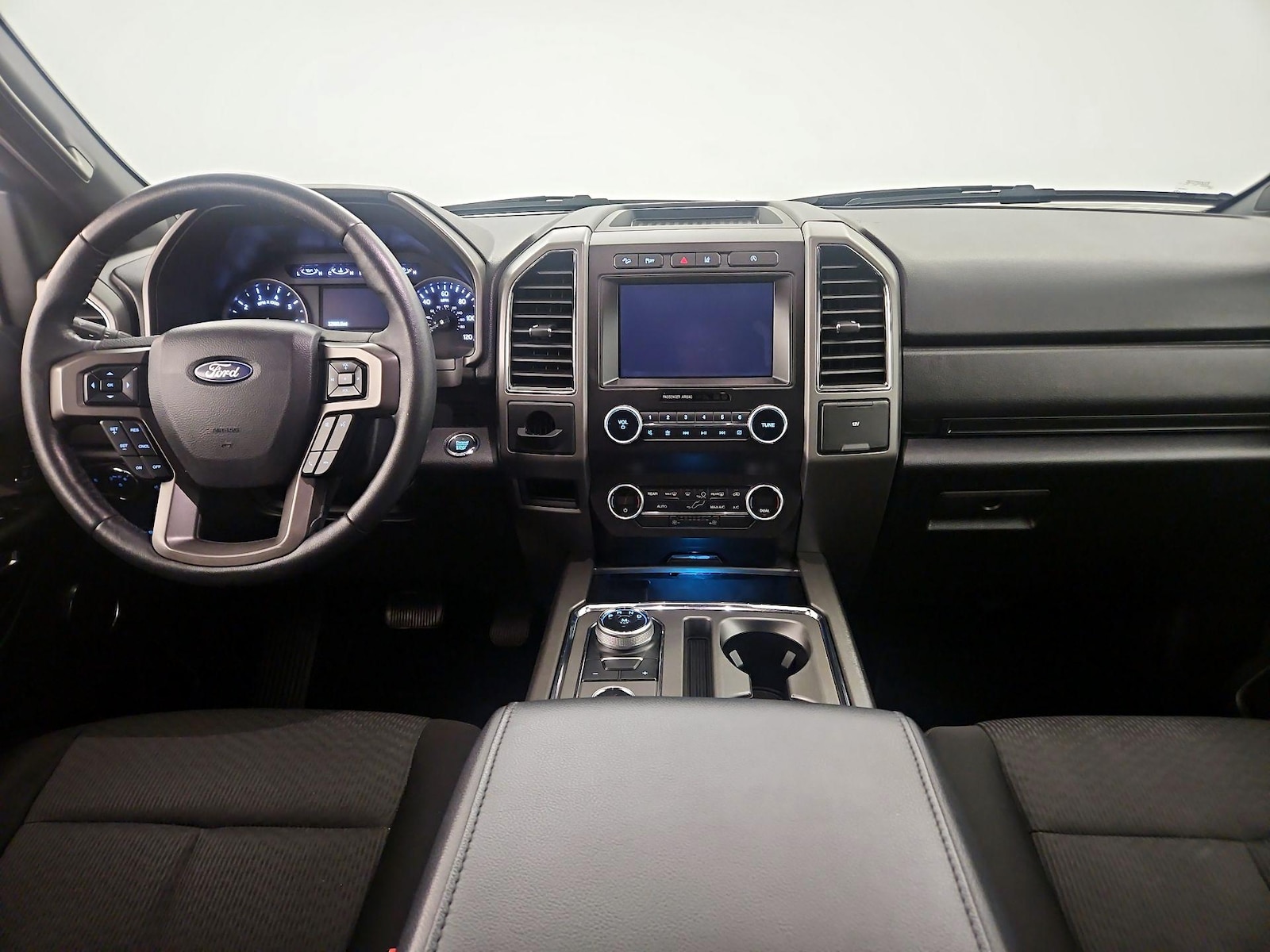 2020 Ford Expedition XLT - Photo 8