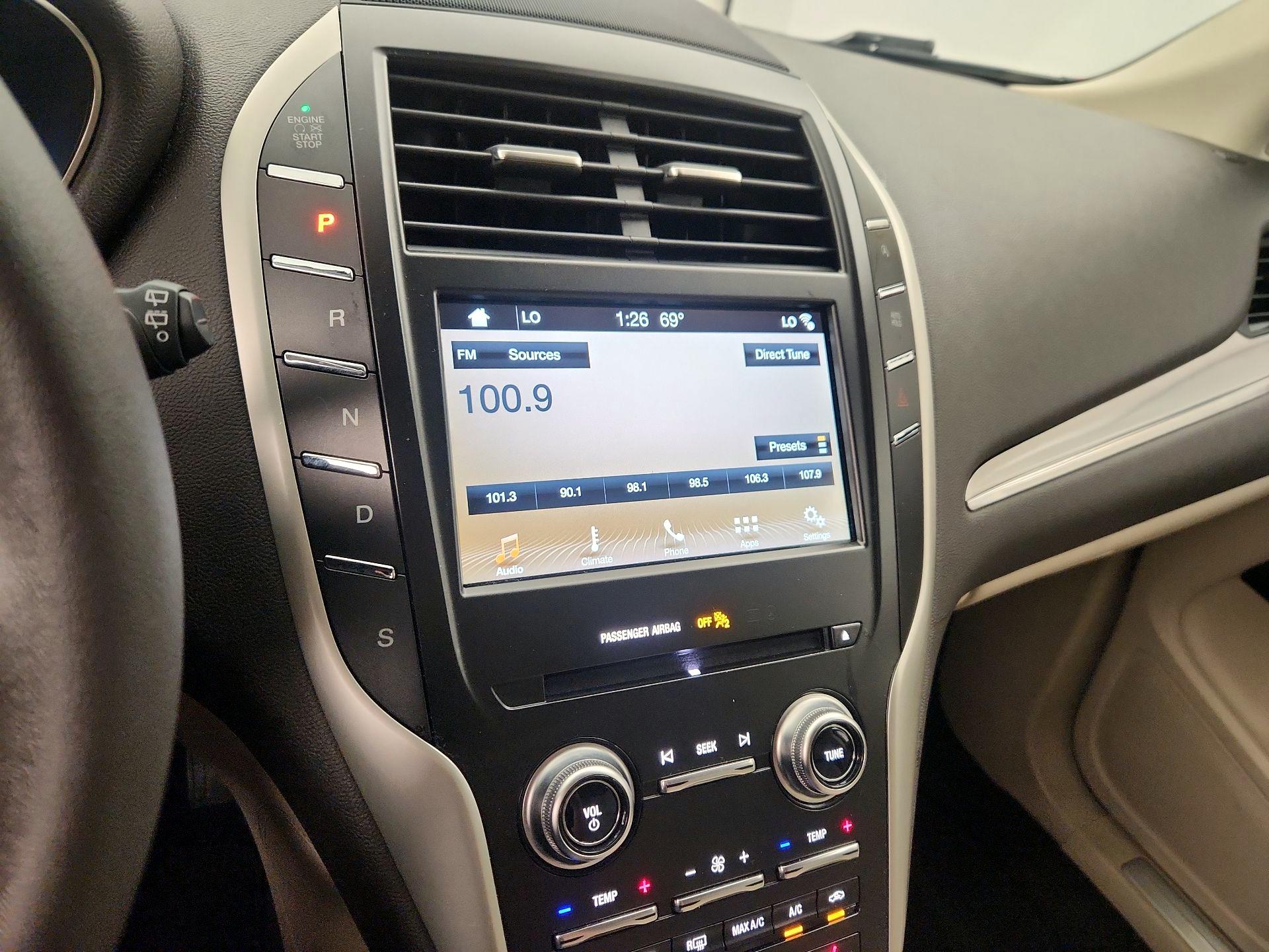 Thumbnail: 2018 Lincoln MKC - 15