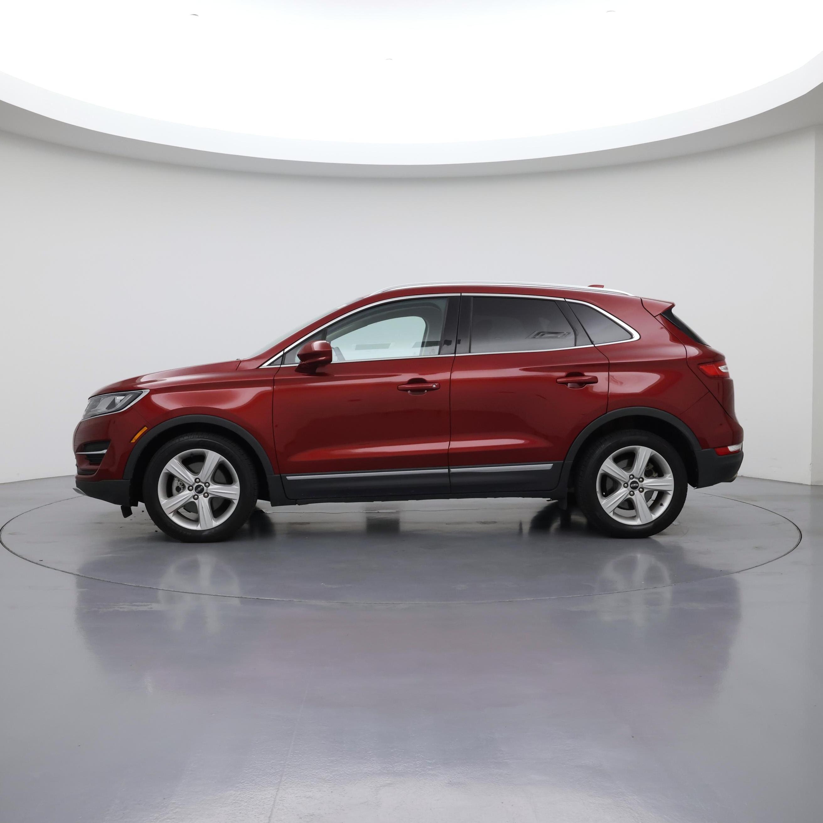 Thumbnail: 2018 Lincoln MKC - 3
