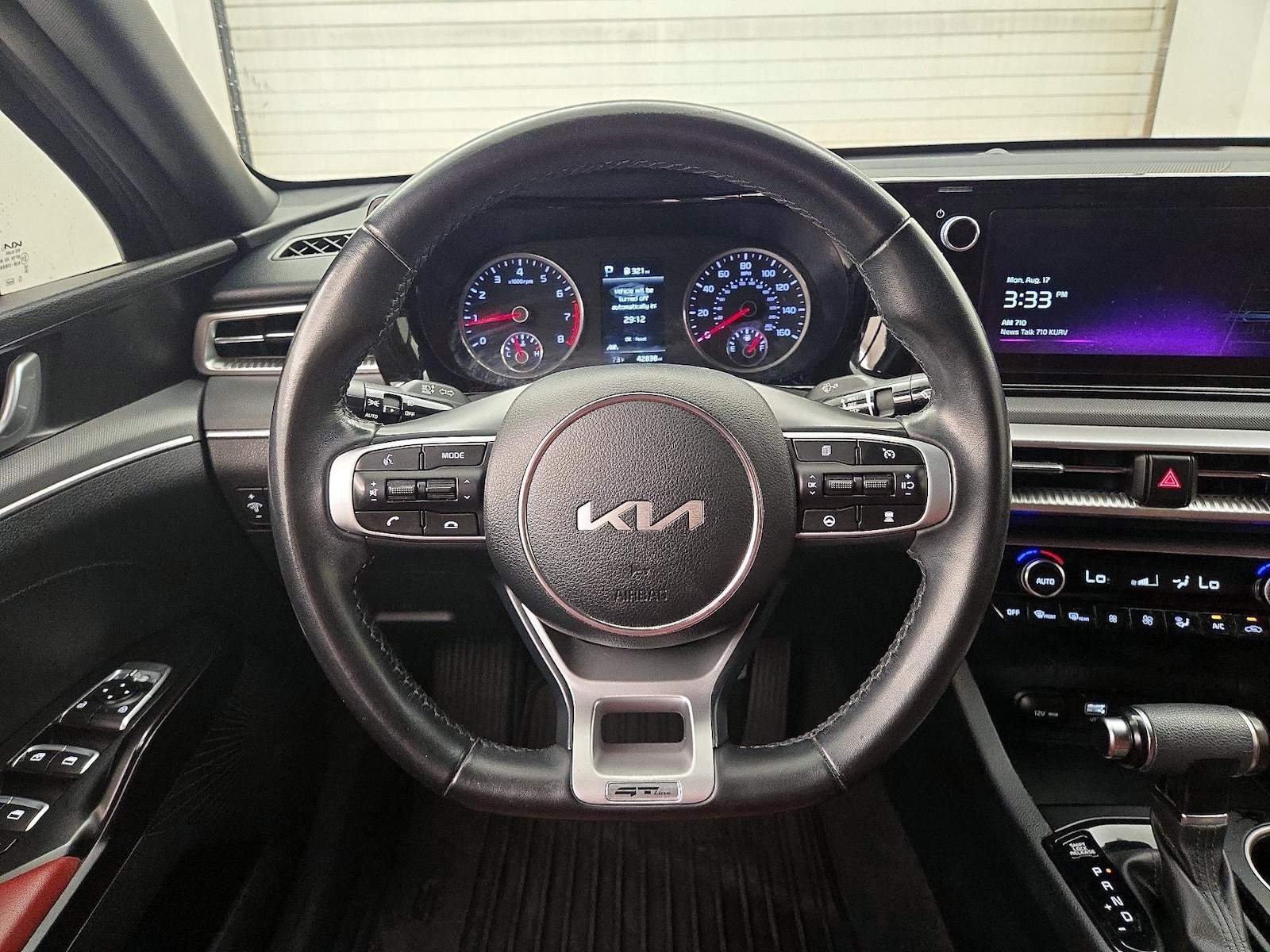 2024 Kia K5 GT-Line - Photo 11