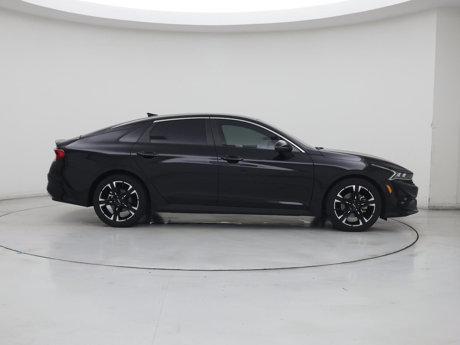 2024 Kia K5 GT-Line - Photo 8