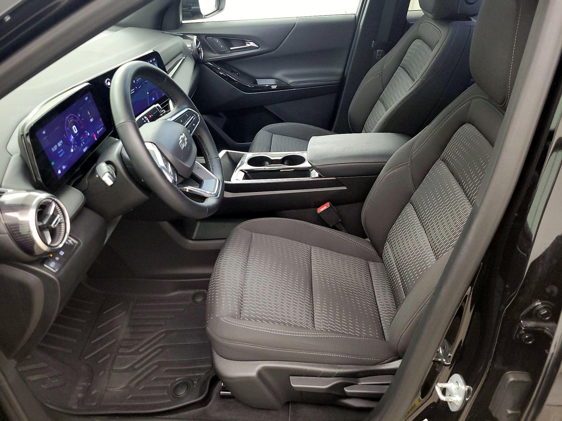 Thumbnail: 2025 Chevrolet Equinox - 11