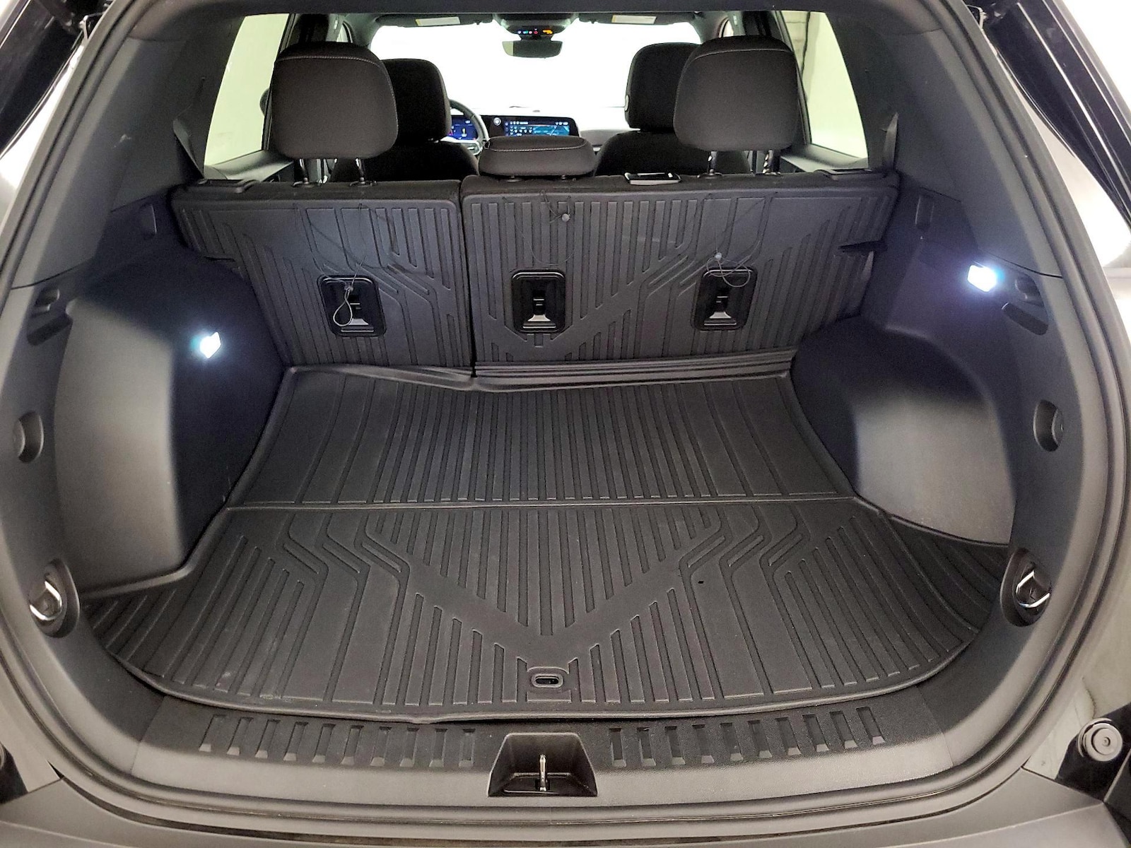 2025 Chevrolet Equinox LT - Photo 22