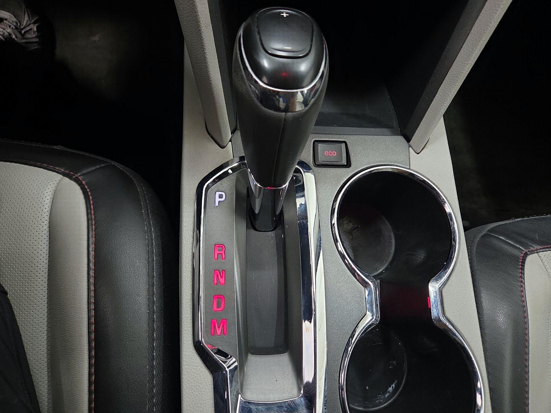 Thumbnail: 2017 GMC Terrain - 16