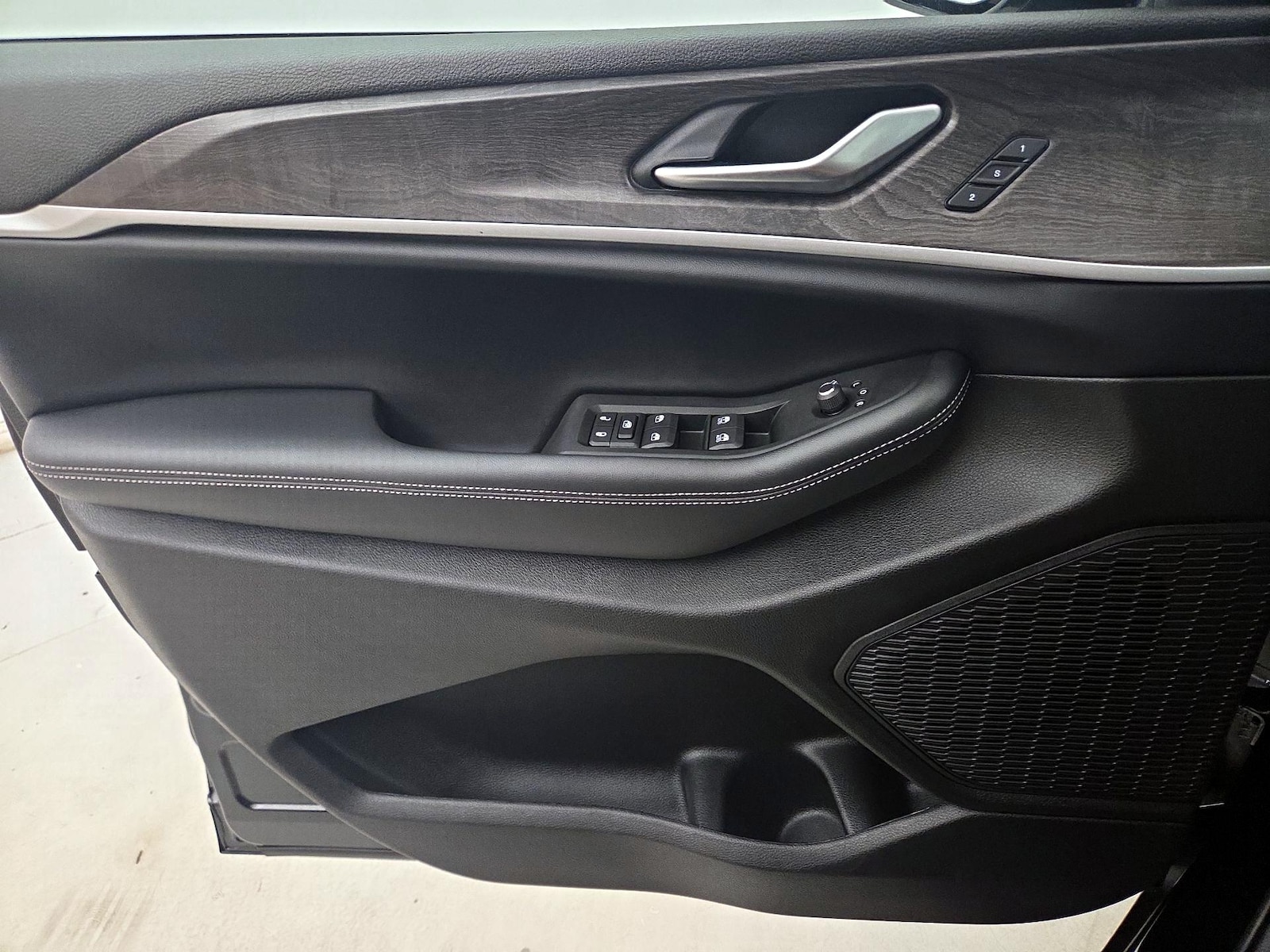 2025 Jeep Grand Cherokee Limited - Photo 13