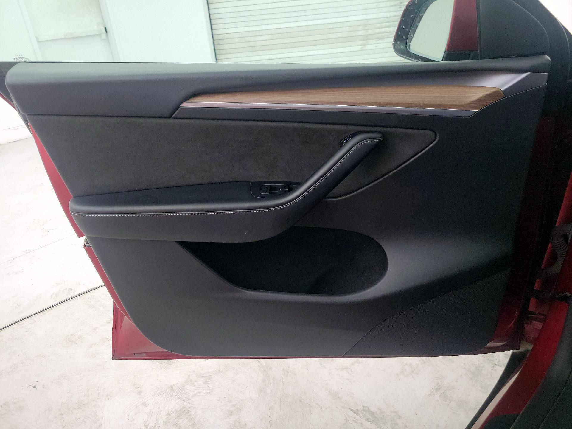 Thumbnail: 2024 Tesla Model Y - 12