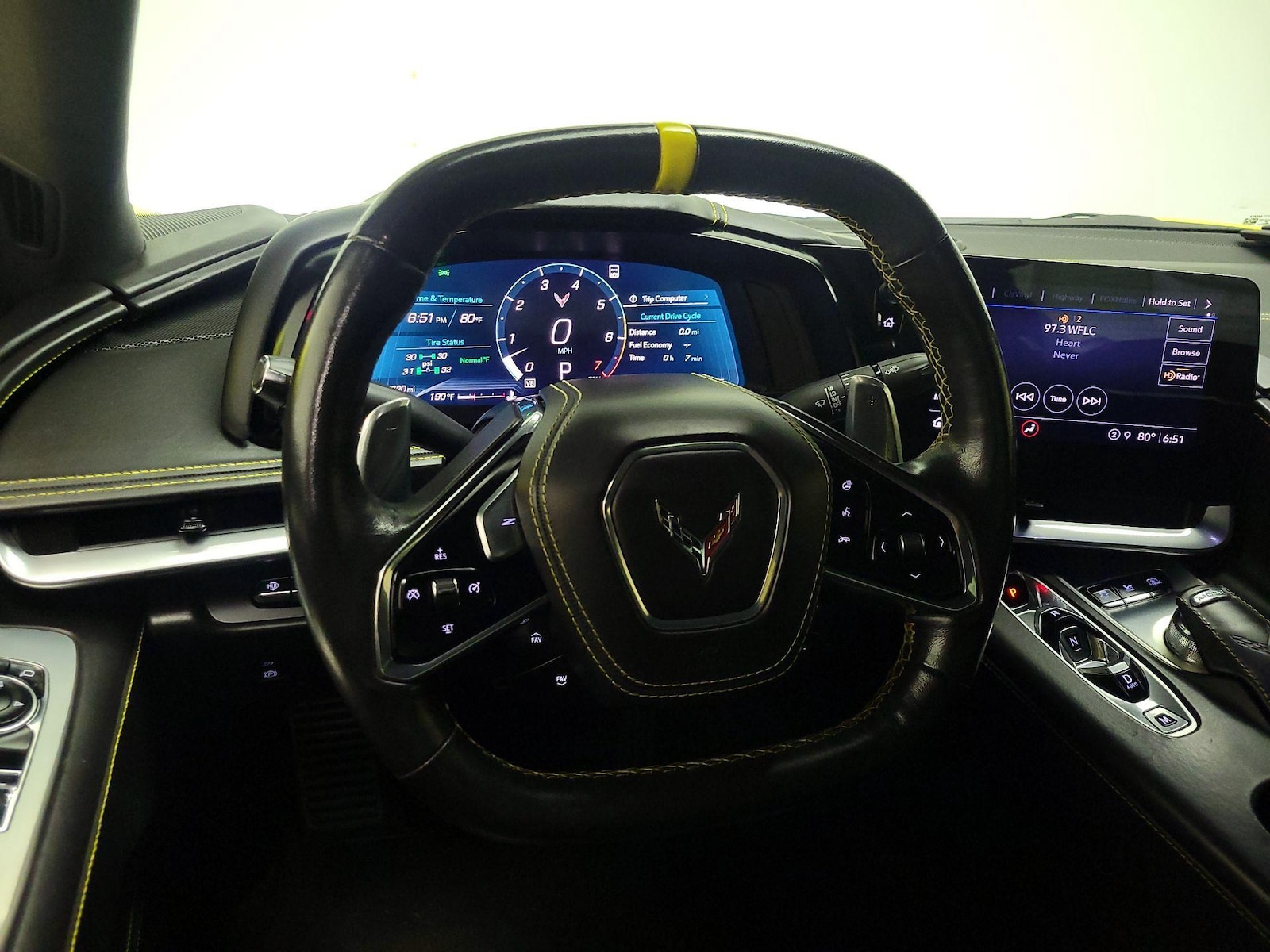 2023 Chevrolet Corvette 3LT - Photo 11