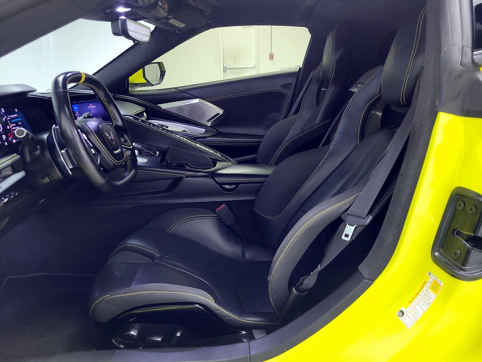 2023 Chevrolet Corvette 3LT - Photo 12