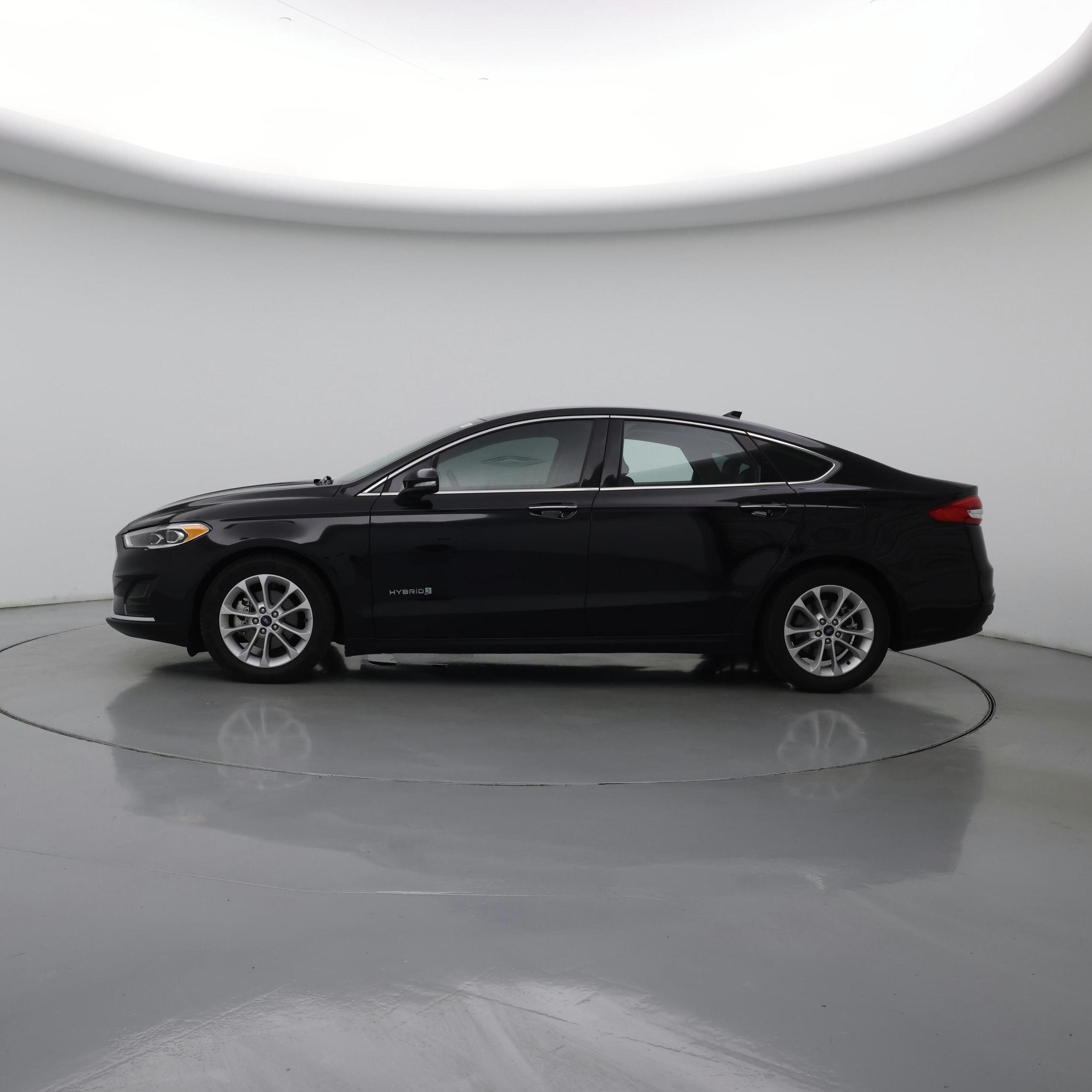Thumbnail: 2019 Ford Fusion - 3