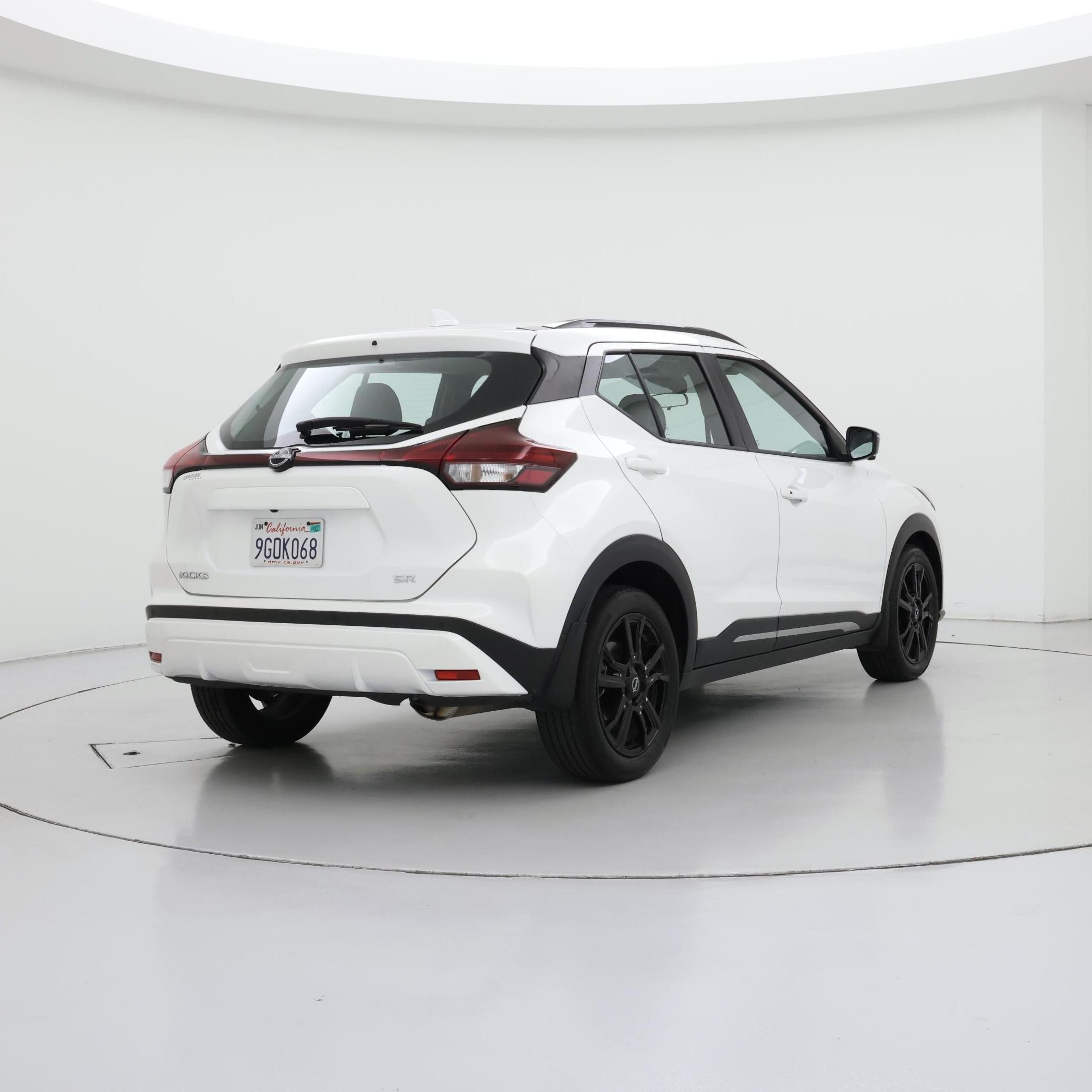 Thumbnail: 2023 Nissan Kicks - 8