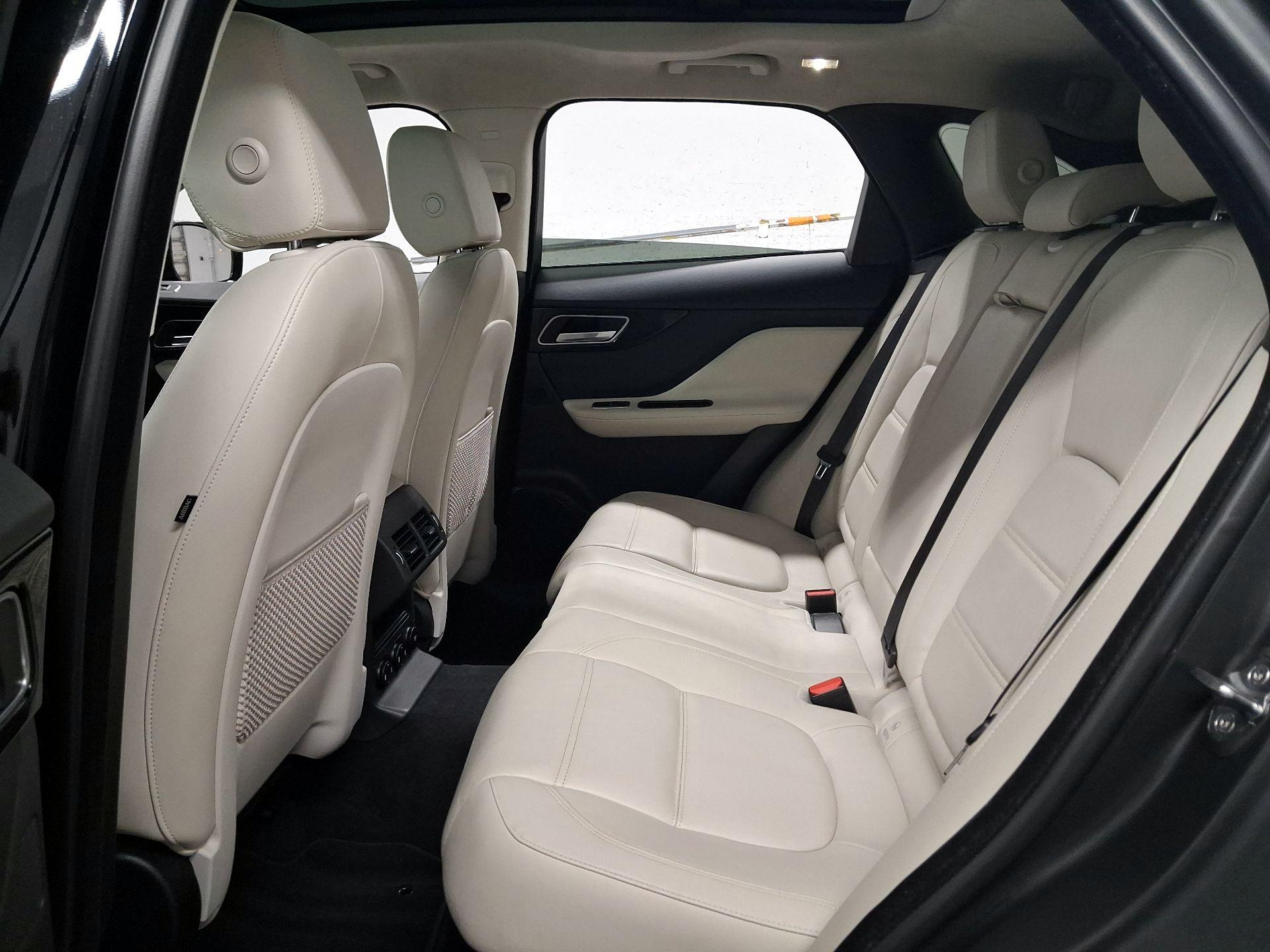 Thumbnail: 2020 Jaguar F-Pace - 19